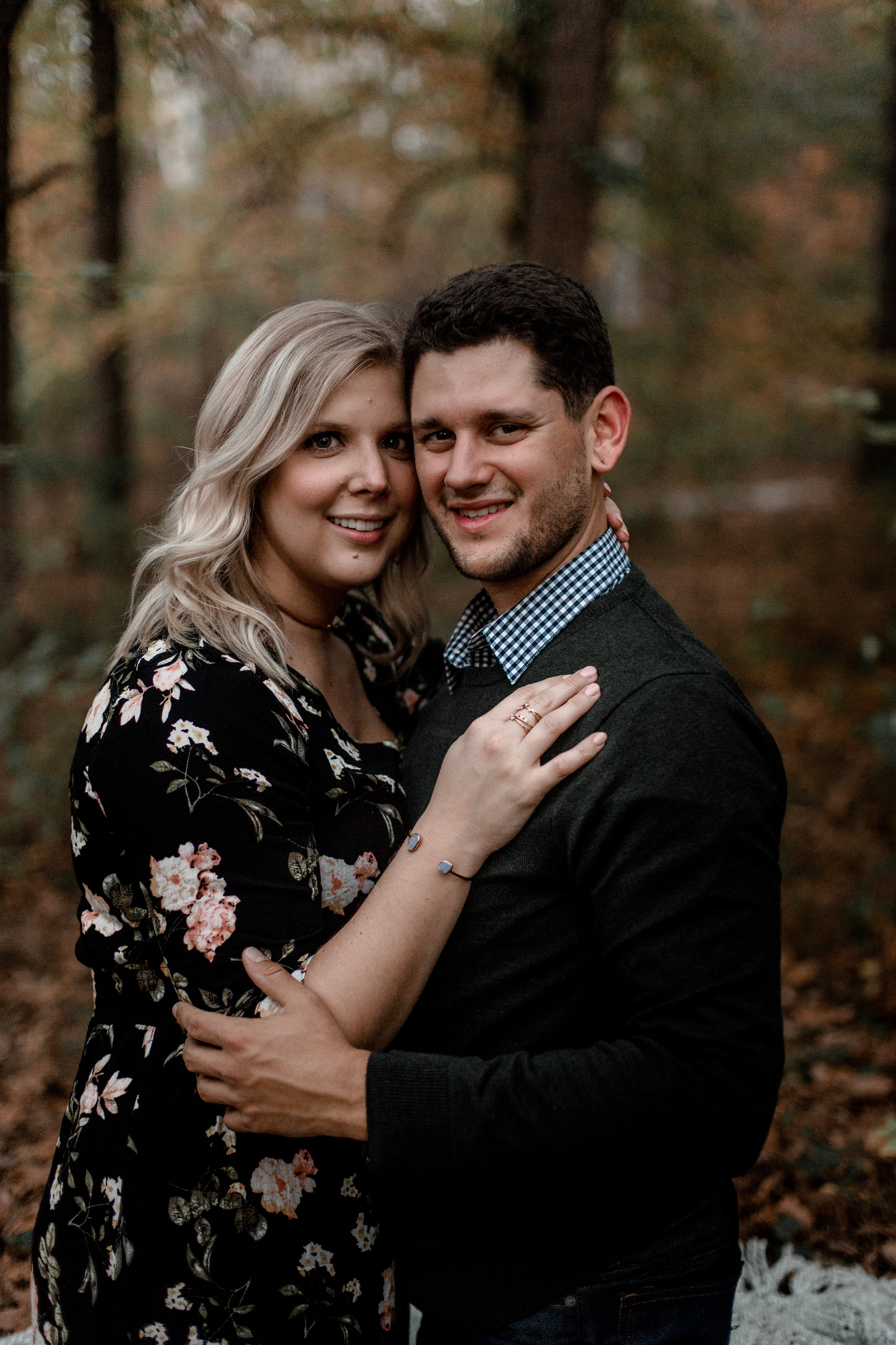 nicole-daacke-photography-carefree-bohemian-lancaster-pa-pennsylvania-engagement-photos-engagement-session-golden-sunset-adventure-session-in-lancaster-pa-lancaster-pa-outdoor-wedding-photographer-69.jpg