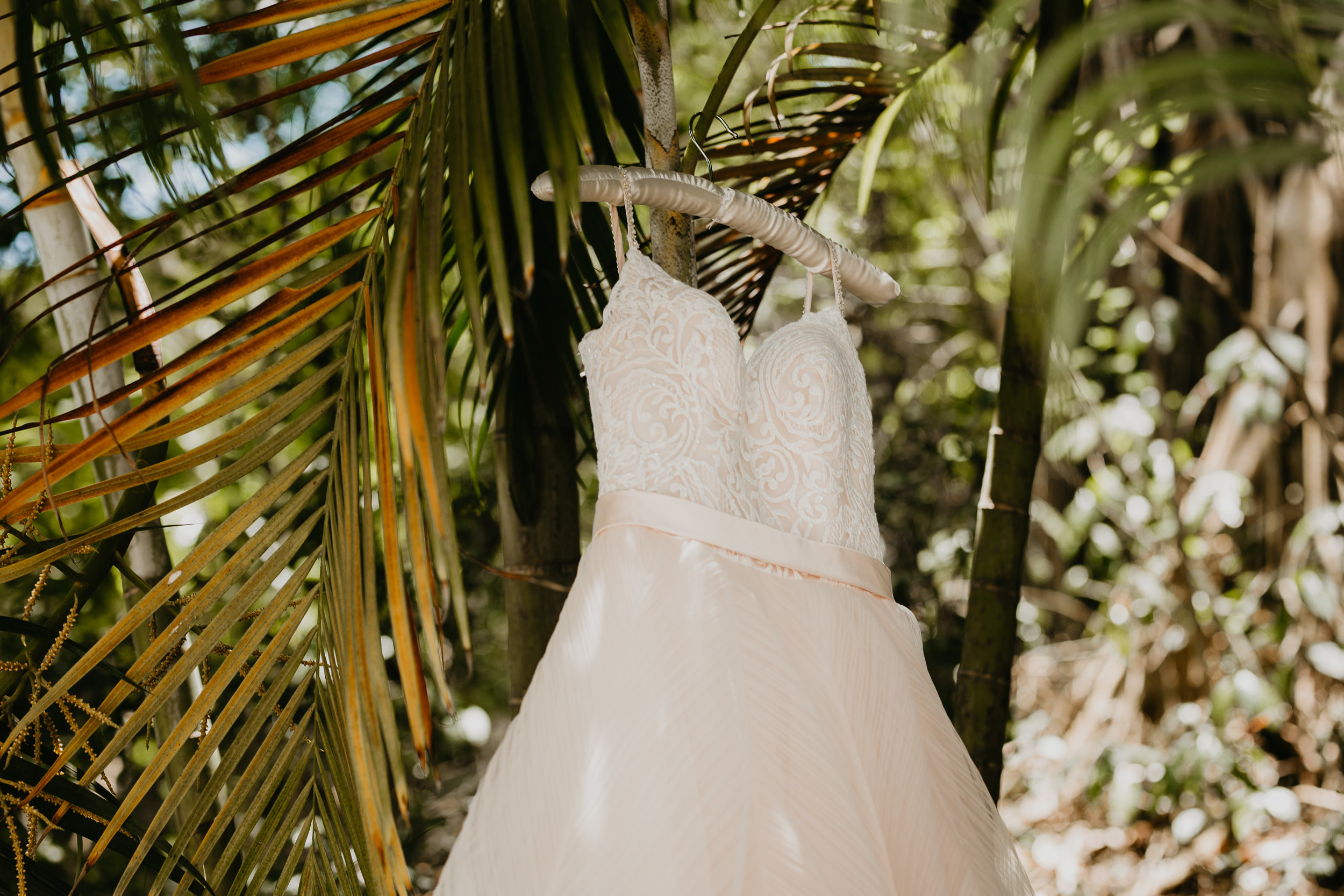 nicole-daacke-photography-destination-wedding-in-st-lucia-sandals-la-toc-intimate-island-wedding-carribean-elopement-photographer-chill-island-wedding-3.jpg