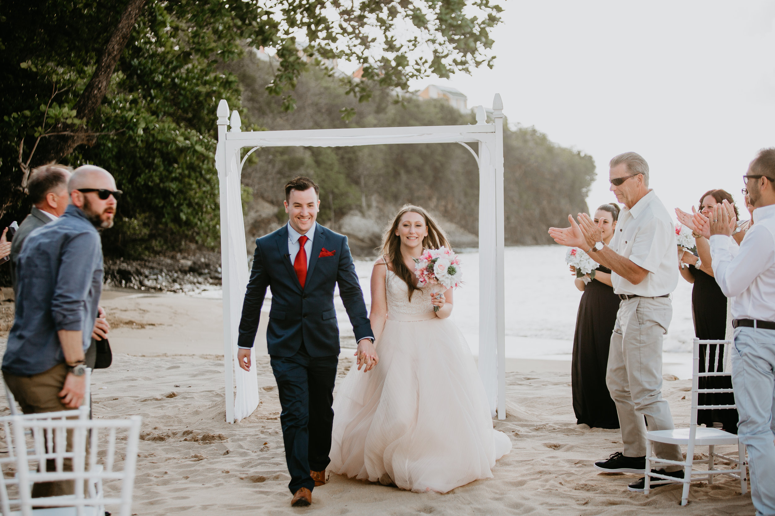 nicole-daacke-photography-destination-wedding-in-st-lucia-sandals-la-toc-intimate-island-wedding-carribean-elopement-photographer-chill-island-wedding-74.jpg