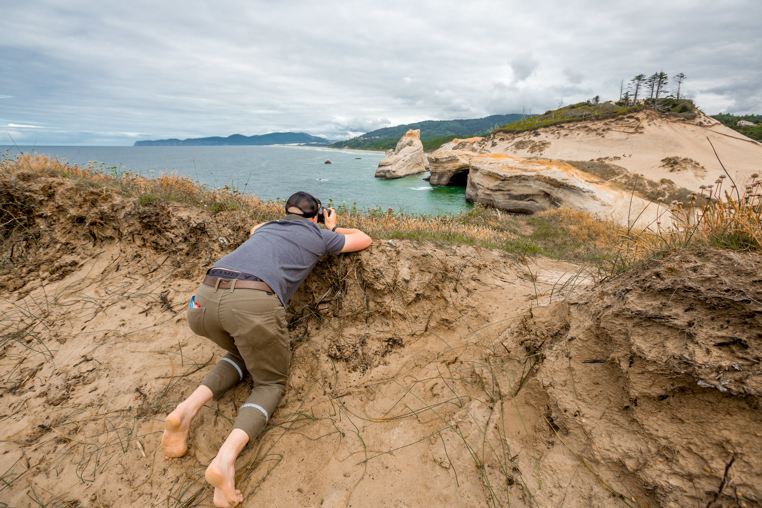 nicole-daacke-photography-oregon-coast-landscapes-elopement-photographer-wedding-photography-adventure-lifestyle-roadtrip-along-oregon-coast-cape-kiwanda-oceanside-beach-cannon-beach-oregon-pnw-7.jpg