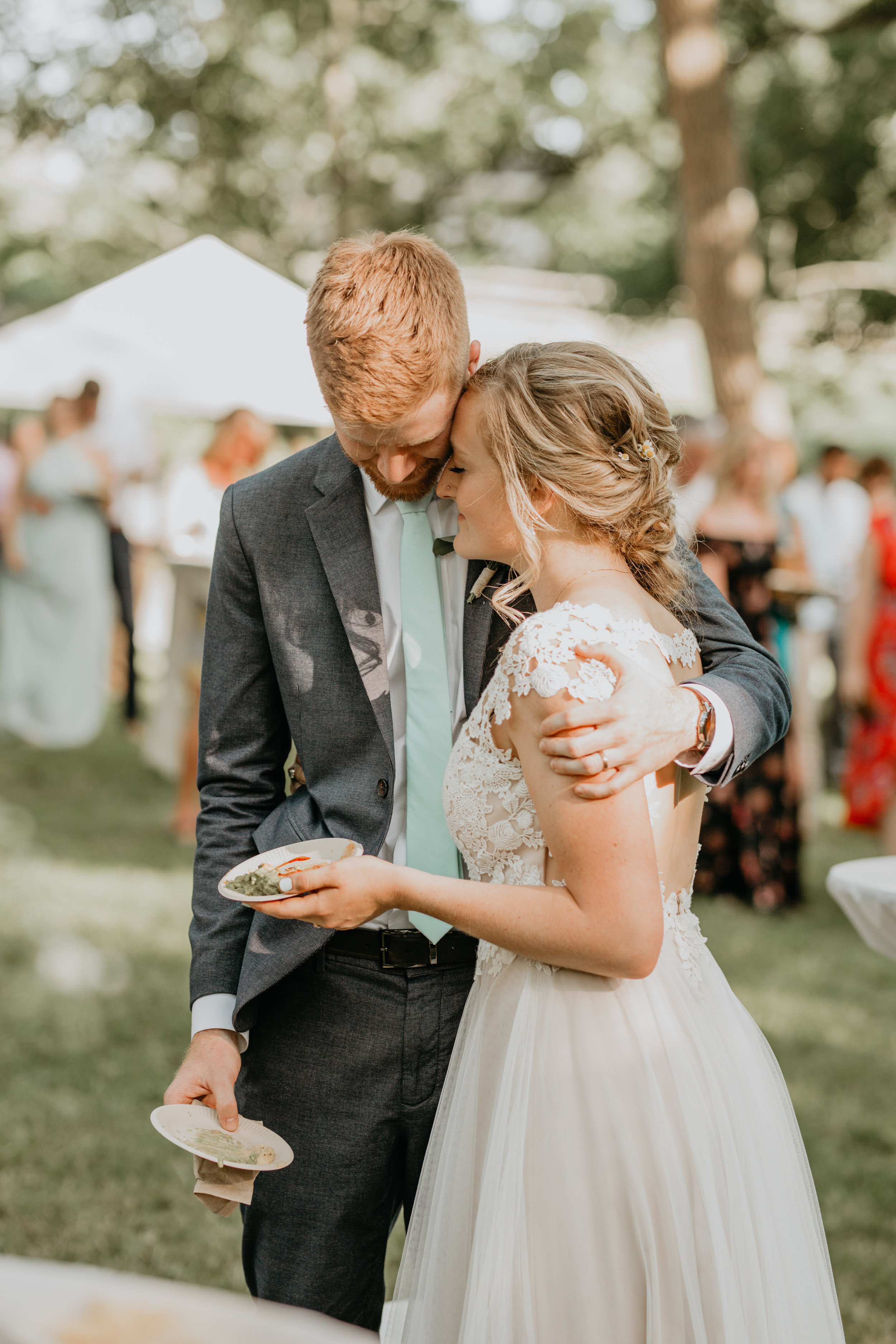 Nicole-Daacke-Photography-pennsylvania-laid-back-outside-backyard-wedding-family-summer-june-maryland-barefoot-bride-woodland-trees-sunset-couple-65.jpg