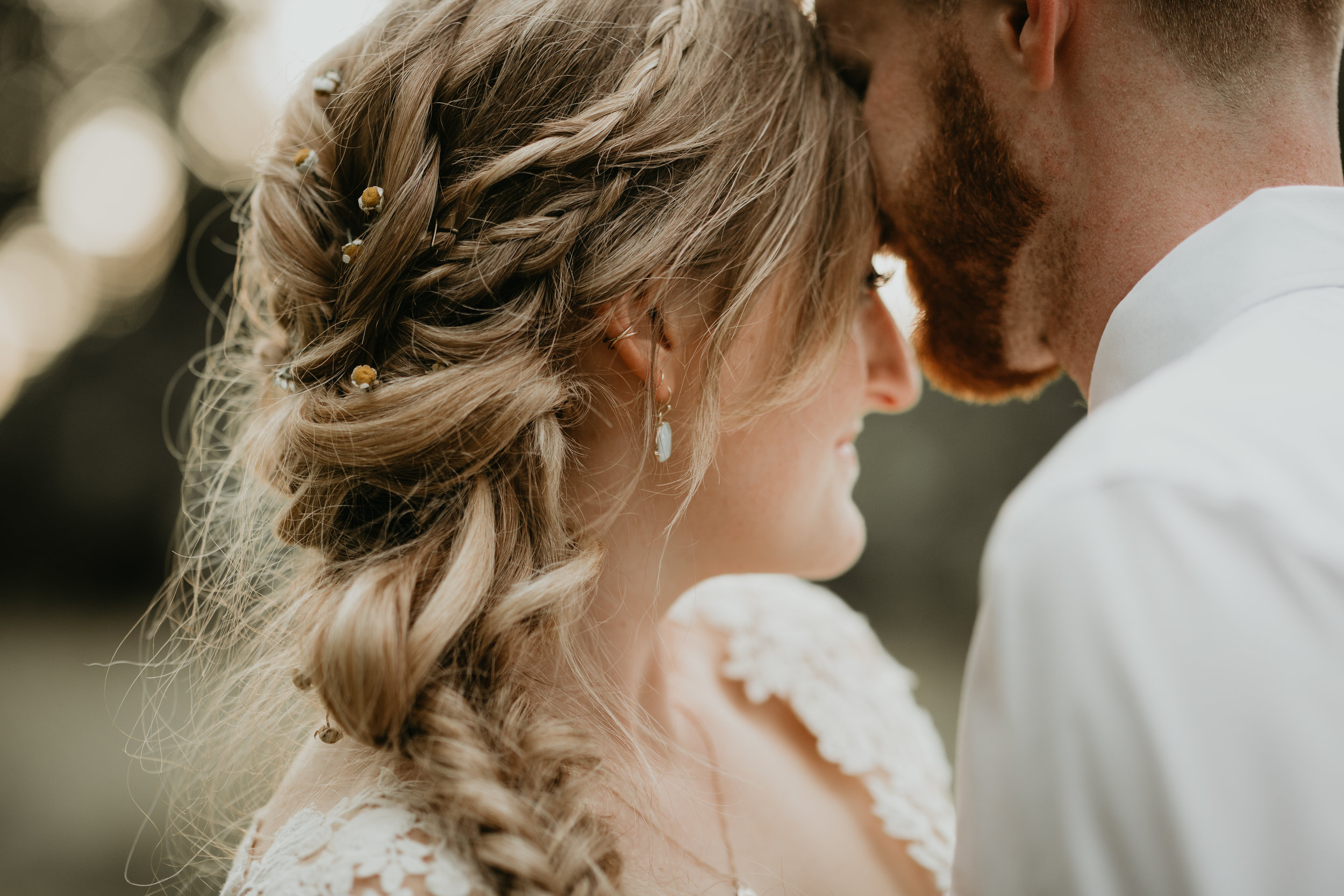 Nicole-Daacke-Photography-pennsylvania-laid-back-outside-backyard-wedding-family-summer-june-maryland-barefoot-bride-woodland-trees-sunset-couple-89.jpg