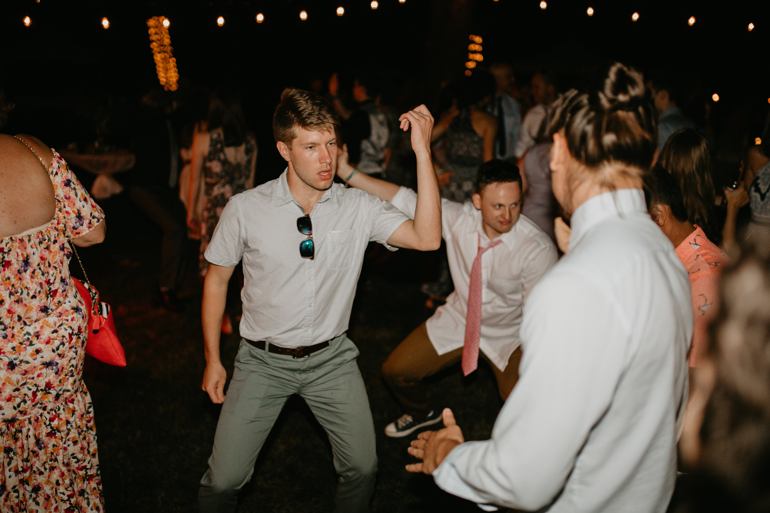 Nicole-Daacke-Photography-pennsylvania-laid-back-outside-backyard-wedding-family-summer-june-maryland-barefoot-bride-woodland-trees-sunset-couple-111.jpg