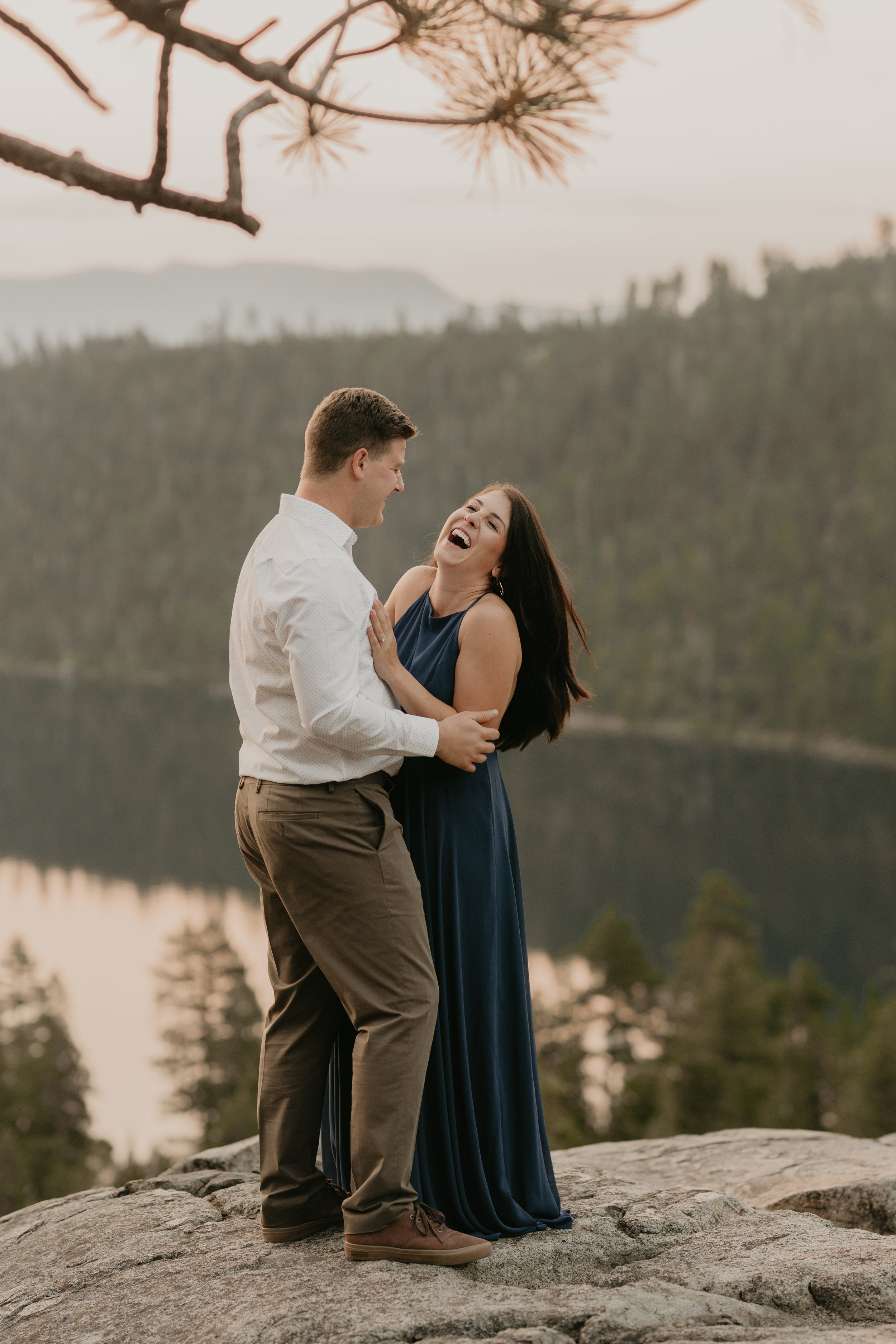 nicole-daacke-photography-lake-tahoe-sunrise-summer-adventure-engagement-photos-nevada-wedding-elopement-photographer-golden-emerald-bay-light-pine-trees-summer-vibe-fun-carefree-authentic-love-6.jpg