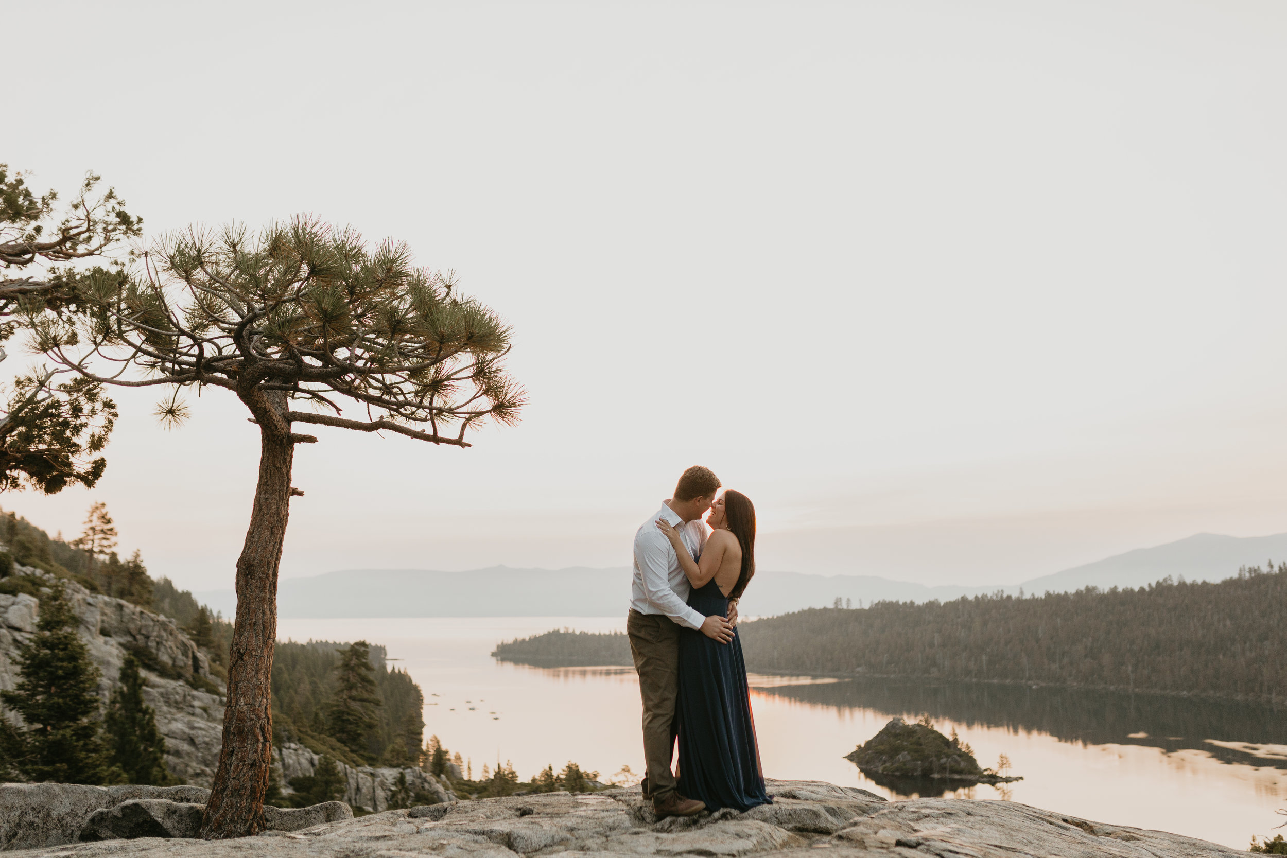 nicole-daacke-photography-lake-tahoe-sunrise-summer-adventure-engagement-photos-nevada-wedding-elopement-photographer-golden-emerald-bay-light-pine-trees-summer-vibe-fun-carefree-authentic-love-12.jpg