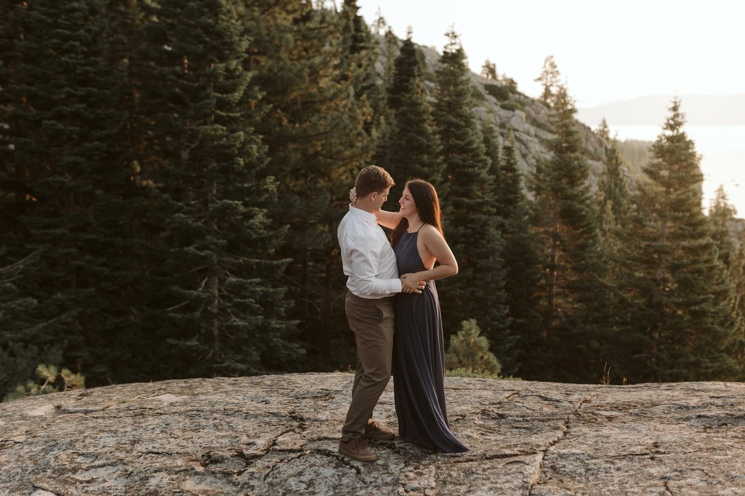 nicole-daacke-photography-lake-tahoe-sunrise-summer-adventure-engagement-photos-nevada-wedding-elopement-photographer-golden-emerald-bay-light-pine-trees-summer-vibe-fun-carefree-authentic-love-26.jpg