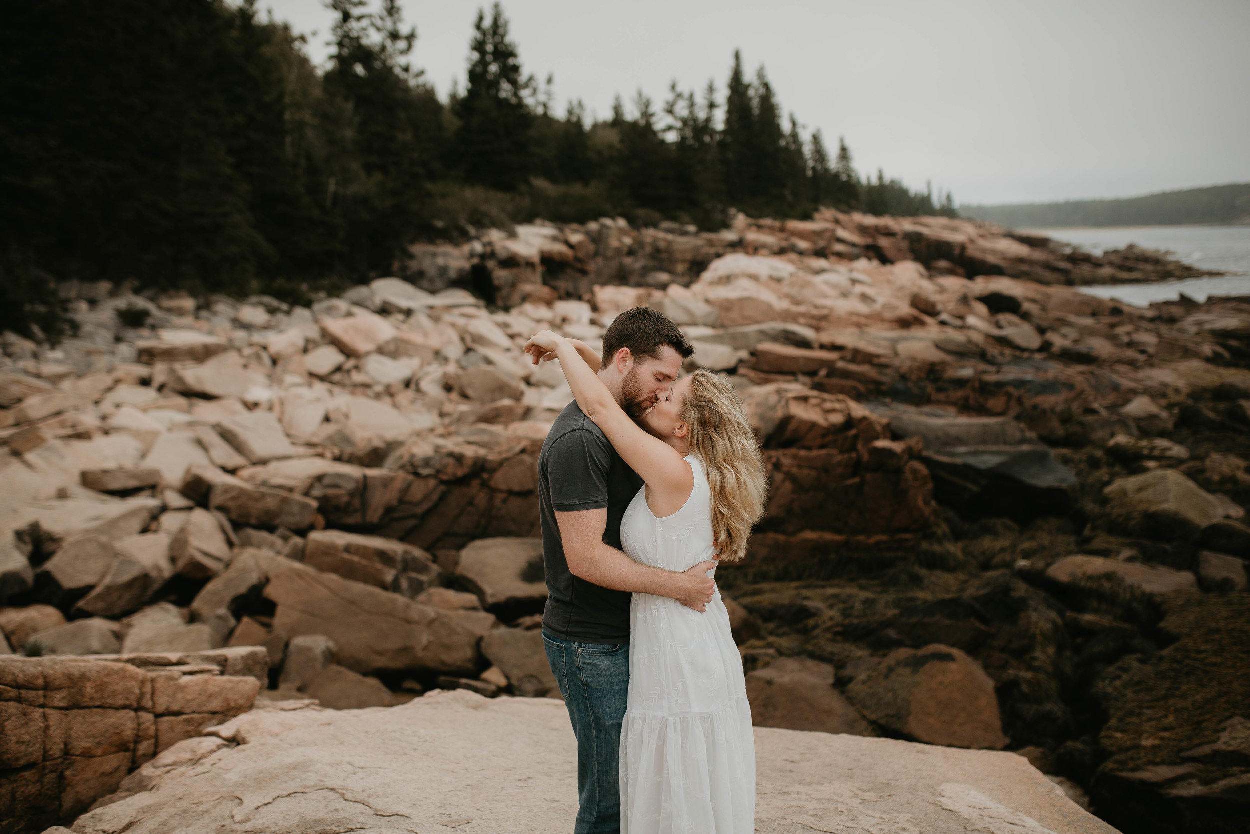 nicole-daacke-photography-acadia-national-park-adventurous-engagement-session-photos-otter-cliffs-forests-coastline-sand-beach-adventure-session-bar-harbor-mt-desert-island-elopement-fall-bass-harbor-lighthouse-wedding-maine-landscape-photographer-27.jpg