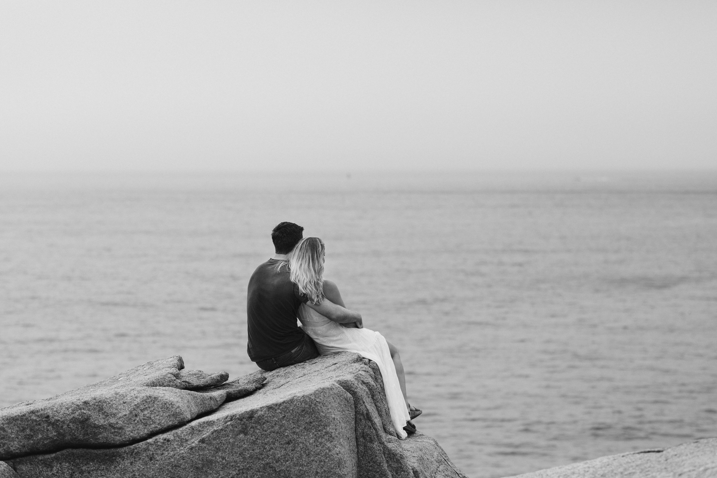 nicole-daacke-photography-acadia-national-park-adventurous-engagement-session-photos-otter-cliffs-forests-coastline-sand-beach-adventure-session-bar-harbor-mt-desert-island-elopement-fall-bass-harbor-lighthouse-wedding-maine-landscape-photographer-35.jpg