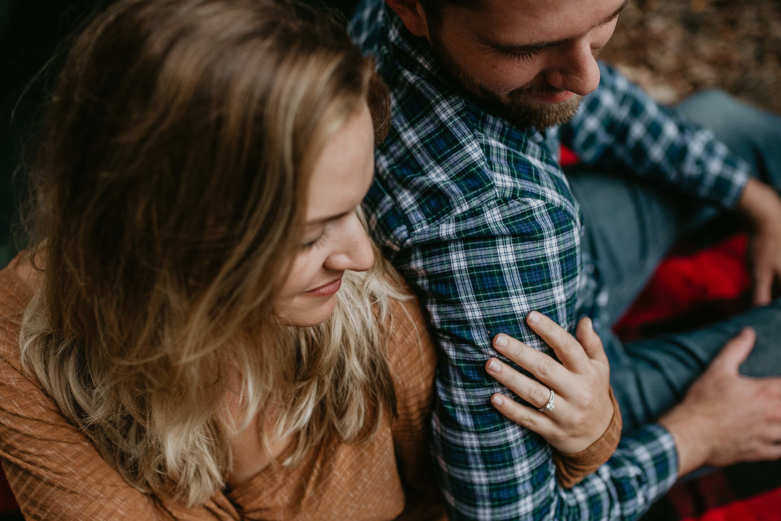 nicole-daacke-photography-acadia-national-park-adventurous-engagement-session-photos-otter-cliffs-forests-coastline-sand-beach-adventure-session-bar-harbor-mt-desert-island-elopement-fall-bass-harbor-lighthouse-wedding-maine-landscape-photographer-46.jpg