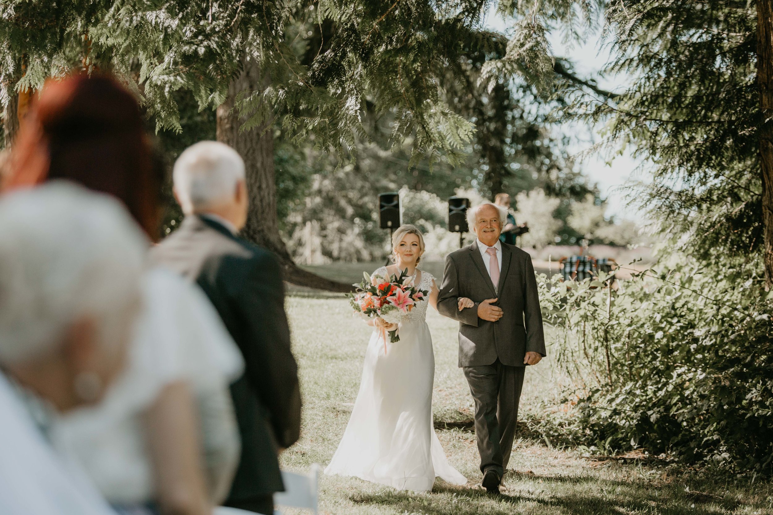 nicole-daacke-photography-kingston-house-bainbride-washington-wedding-photography-summer-wedding-lavendar-field-pacific-northwest-wedding-glam-forest-elopement-photographer-43.jpg