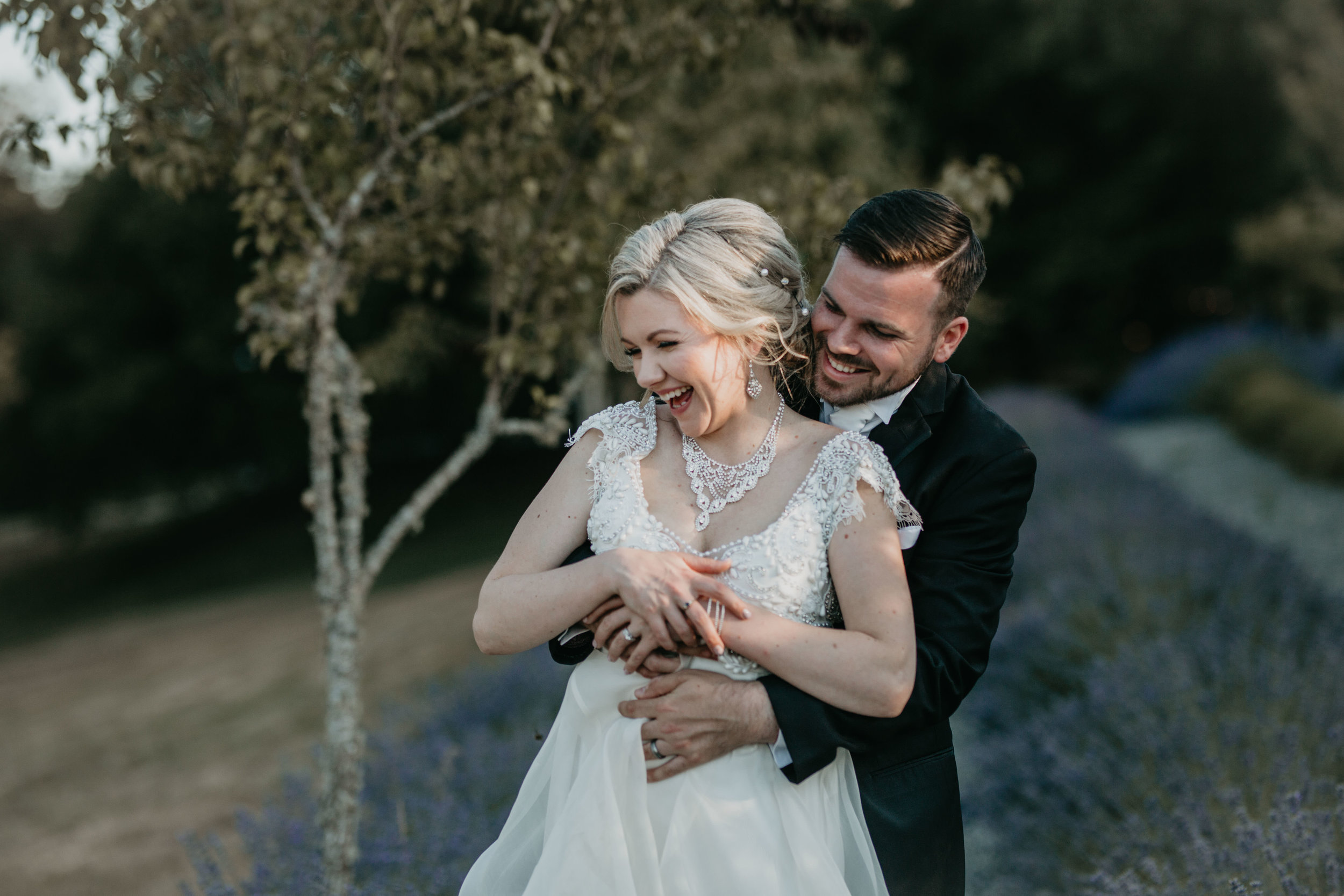 nicole-daacke-photography-kingston-house-bainbride-washington-wedding-photography-summer-wedding-lavendar-field-pacific-northwest-wedding-glam-forest-elopement-photographer-72.jpg