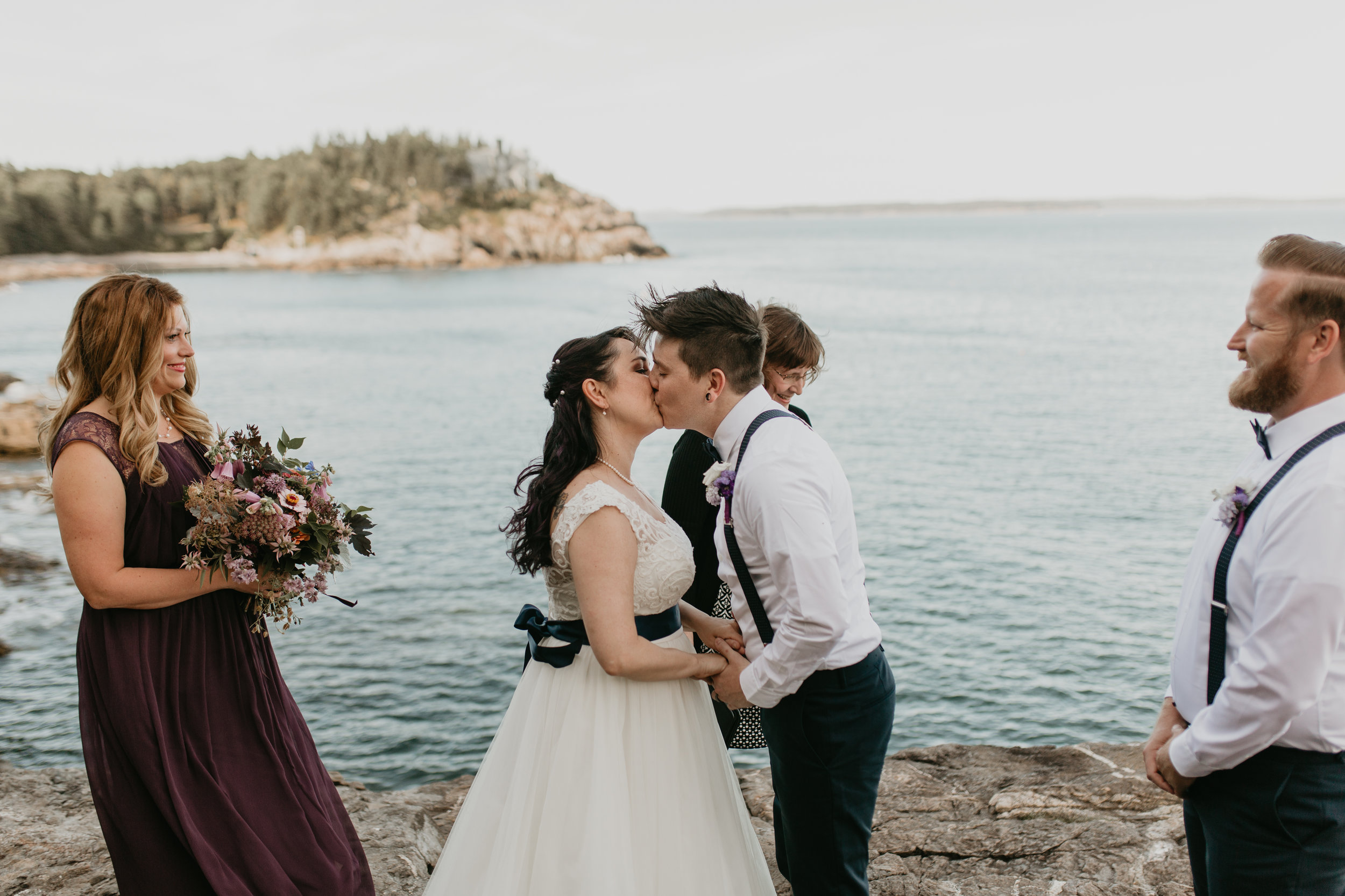 nicole-daacke-photography-Elopement-rocky-shoreline-coast-Acadia-National-Park-elopement-photographer-inspiration-maine-elopement-otter-cliffs-schoonic-head-point-25.jpg