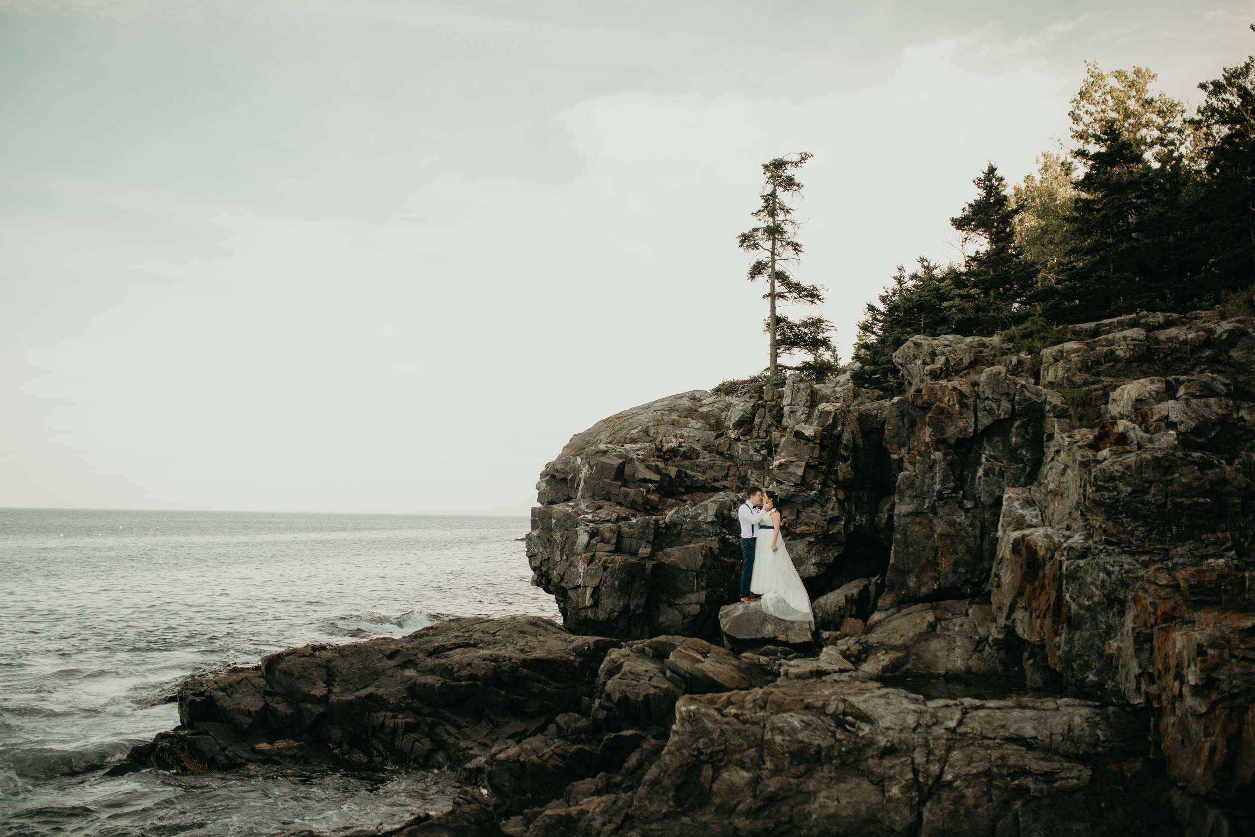 nicole-daacke-photography-Elopement-rocky-shoreline-coast-Acadia-National-Park-elopement-photographer-inspiration-maine-elopement-otter-cliffs-schoonic-head-point-38.jpg