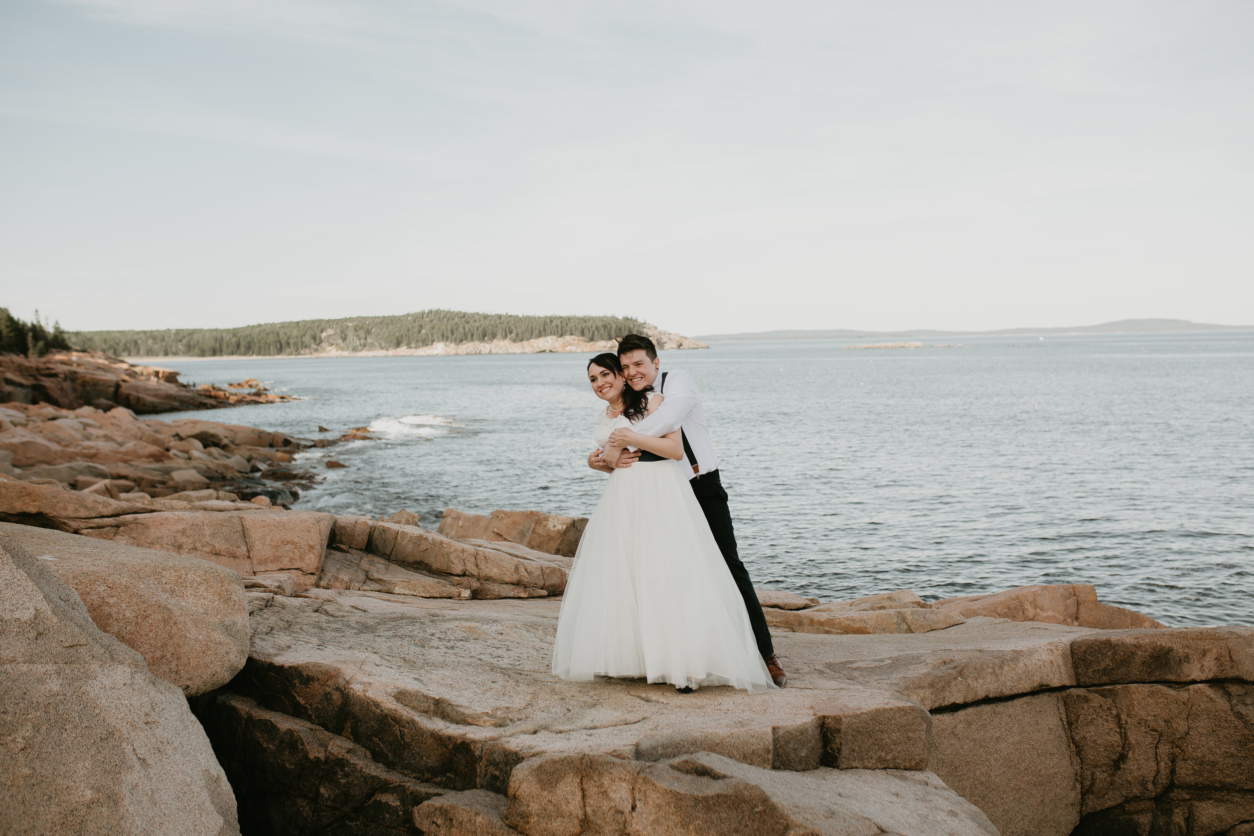 nicole-daacke-photography-Elopement-rocky-shoreline-coast-Acadia-National-Park-elopement-photographer-inspiration-maine-elopement-otter-cliffs-schoonic-head-point-44.jpg