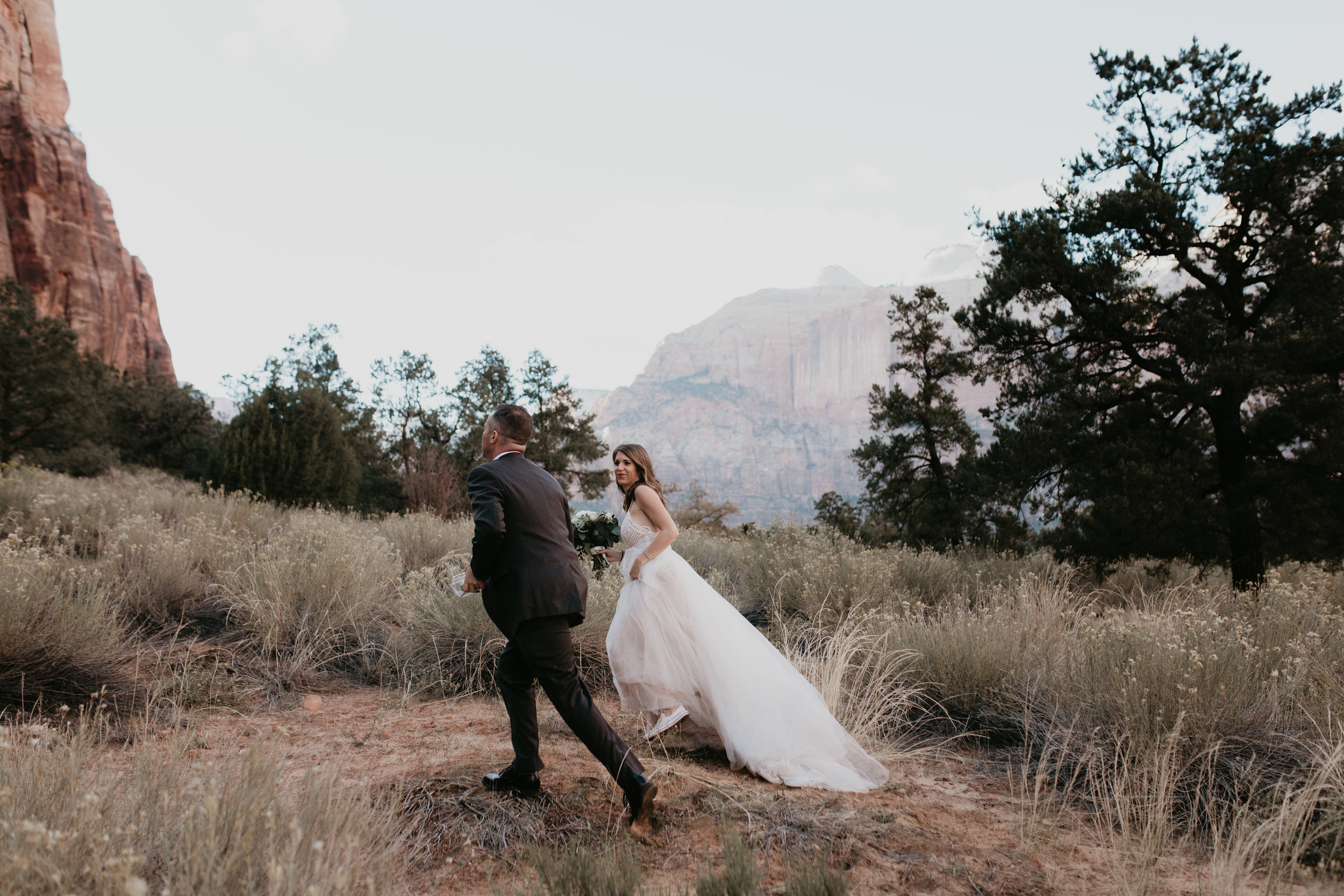 nicole-daacke-photography-zion-national-park-elopement-photographer-canyon-overlook-trail-elope-hiking-adventure-wedding-photos-fall-utah-red-rock-canyon-stgeorge-eloping-photographer-11.jpg