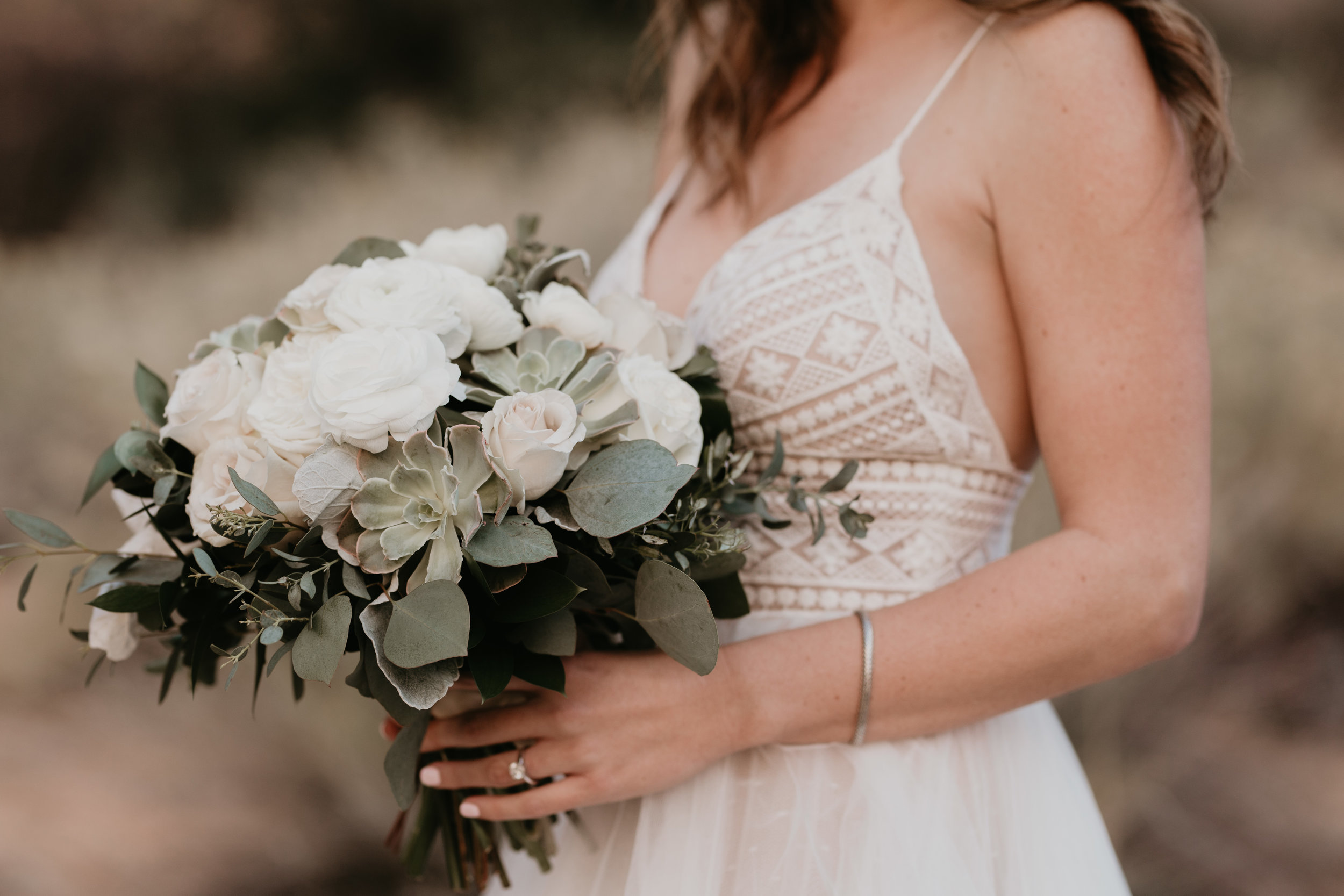 nicole-daacke-photography-zion-national-park-elopement-photographer-canyon-overlook-trail-elope-hiking-adventure-wedding-photos-fall-utah-red-rock-canyon-stgeorge-eloping-photographer-16.jpg
