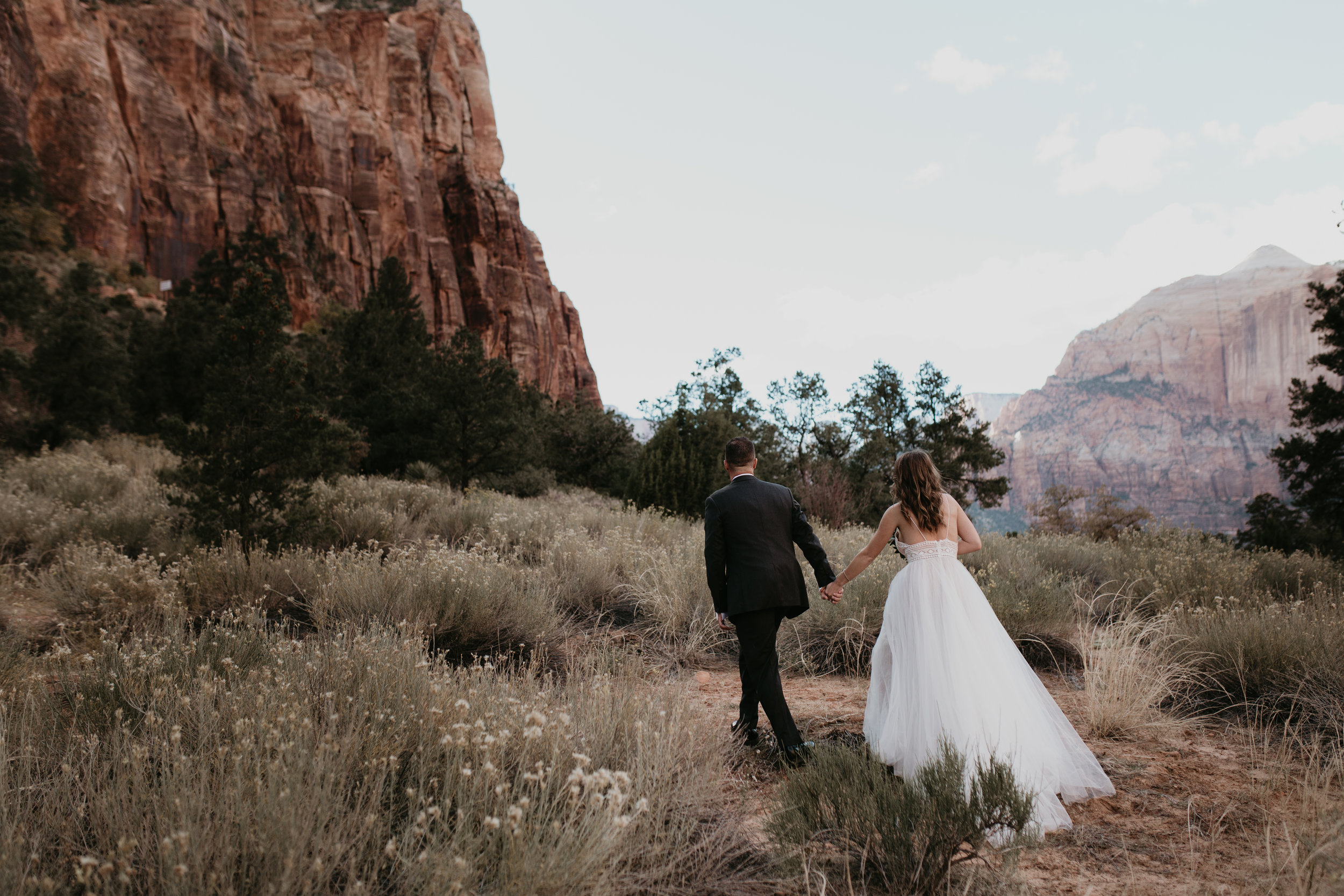 nicole-daacke-photography-zion-national-park-elopement-photographer-canyon-overlook-trail-elope-hiking-adventure-wedding-photos-fall-utah-red-rock-canyon-stgeorge-eloping-photographer-19.jpg