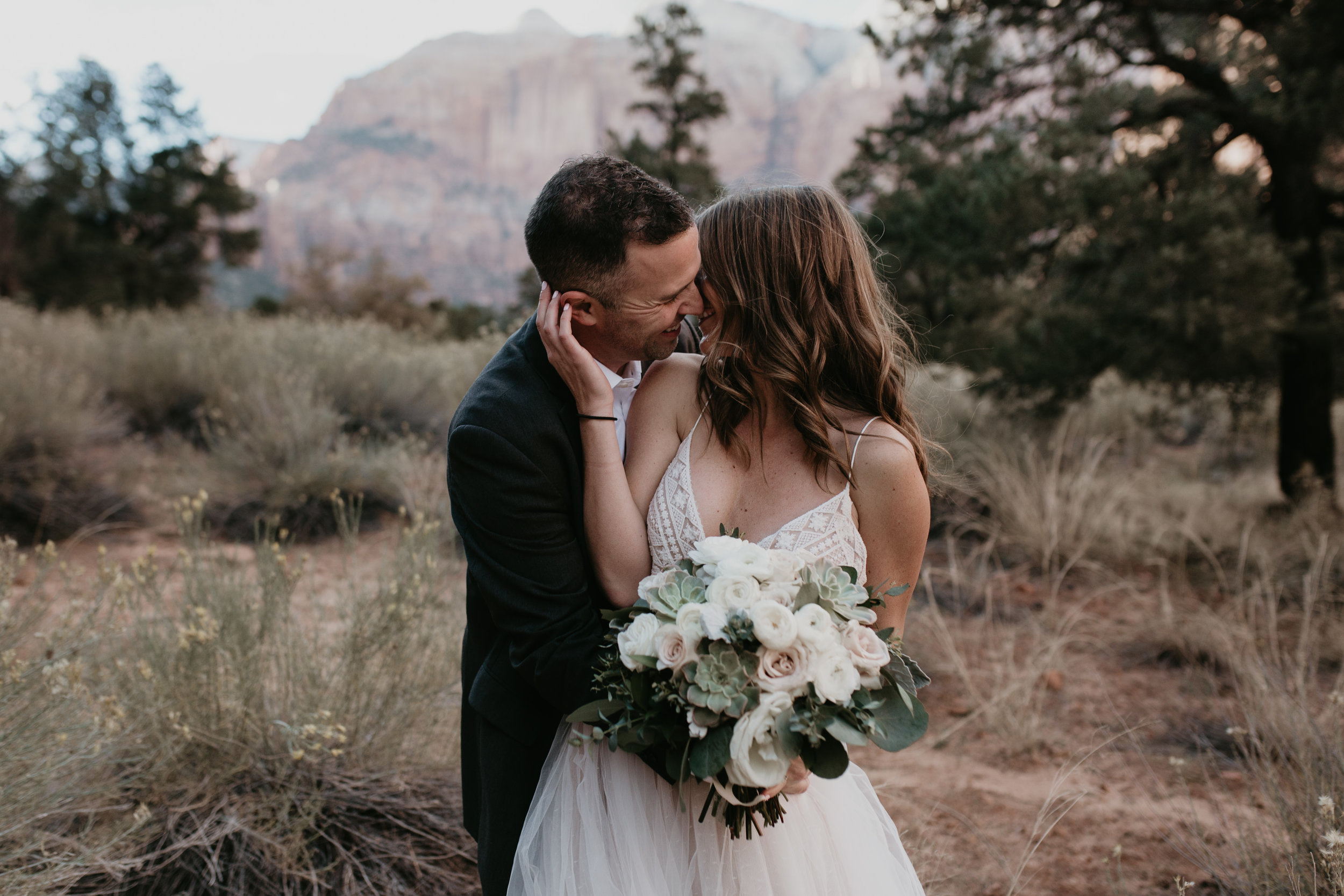 nicole-daacke-photography-zion-national-park-elopement-photographer-canyon-overlook-trail-elope-hiking-adventure-wedding-photos-fall-utah-red-rock-canyon-stgeorge-eloping-photographer-22.jpg