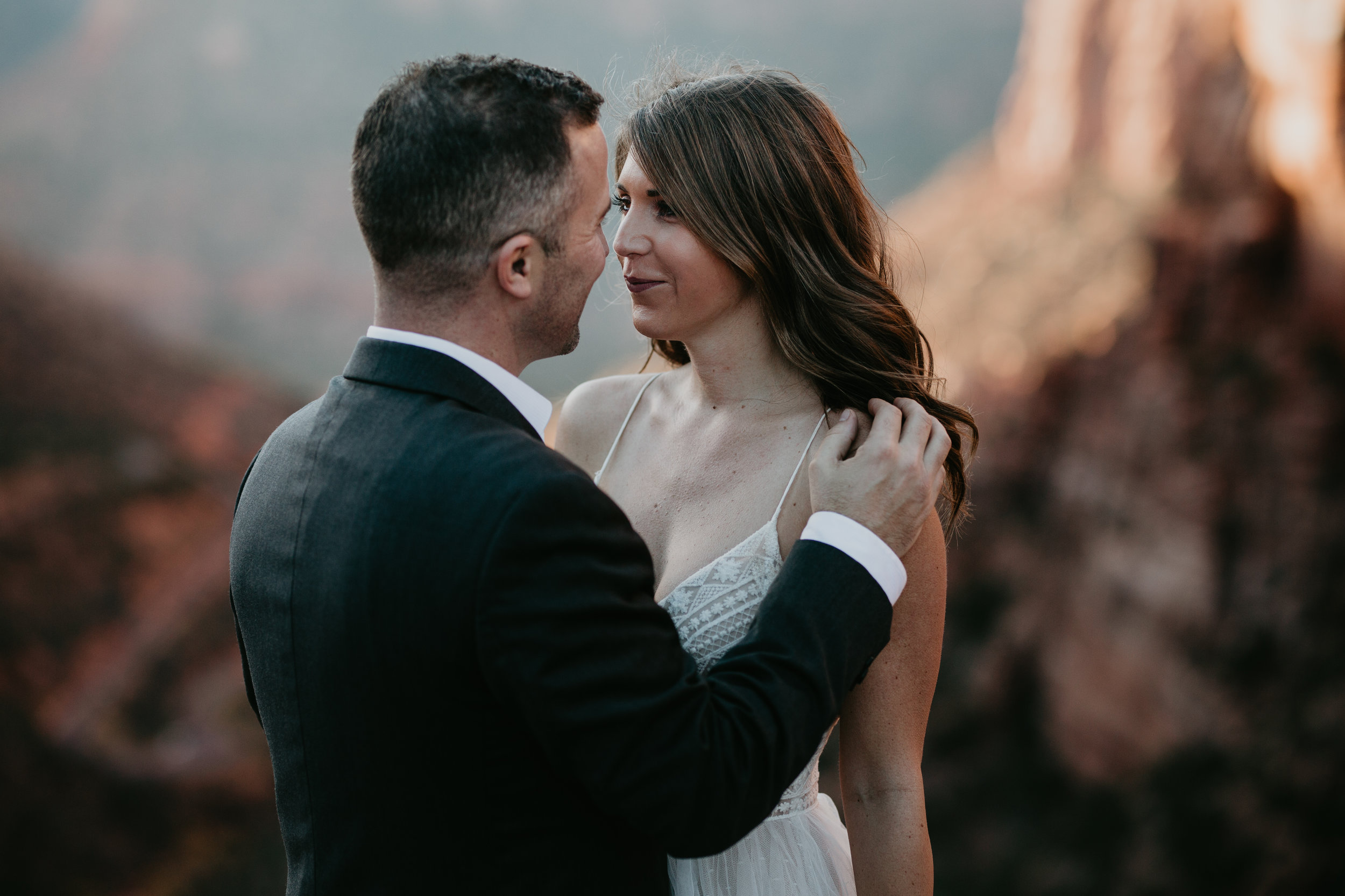 nicole-daacke-photography-zion-national-park-elopement-photographer-canyon-overlook-trail-elope-hiking-adventure-wedding-photos-fall-utah-red-rock-canyon-stgeorge-eloping-photographer-41.jpg