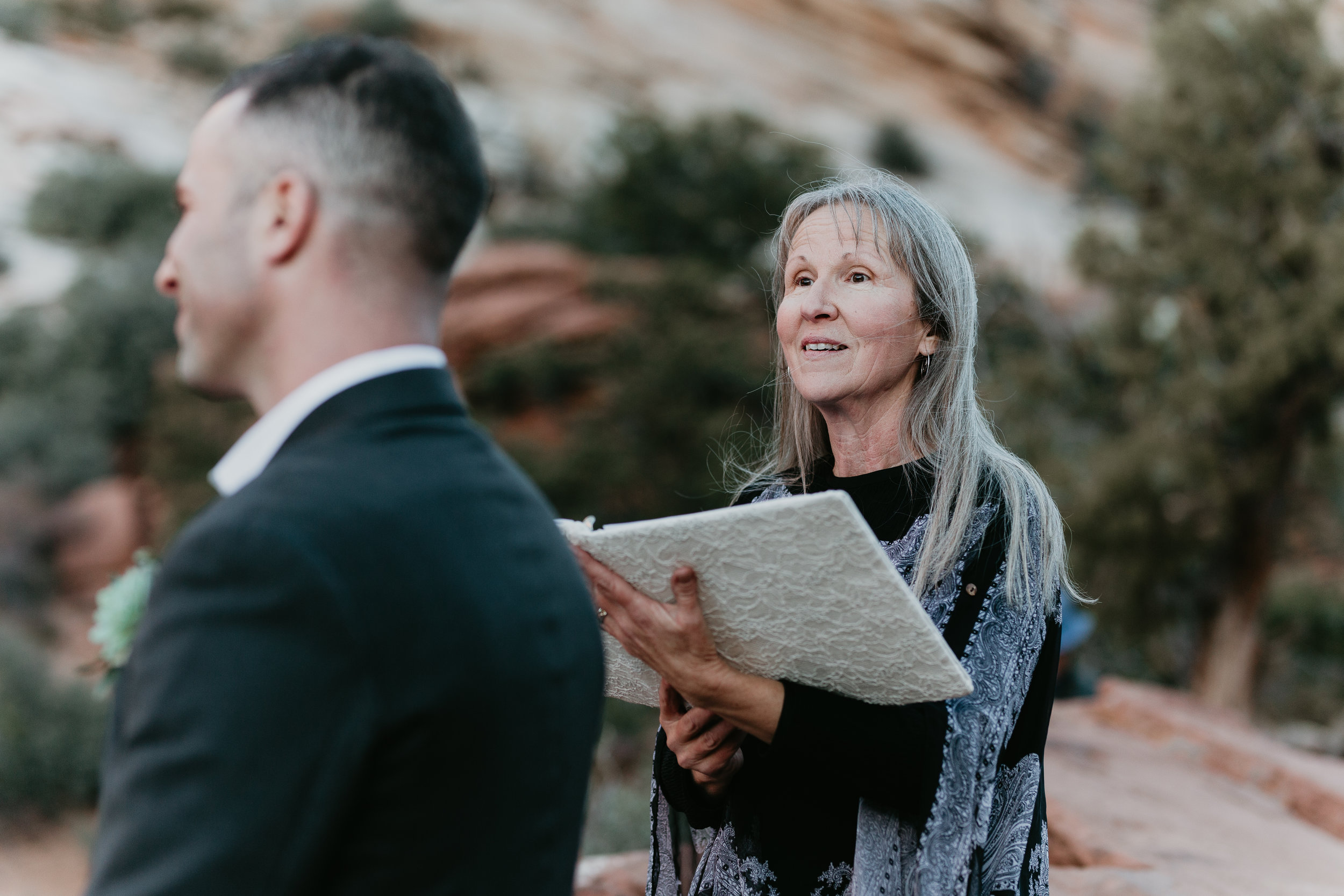 nicole-daacke-photography-zion-national-park-elopement-photographer-canyon-overlook-trail-elope-hiking-adventure-wedding-photos-fall-utah-red-rock-canyon-stgeorge-eloping-photographer-52.jpg