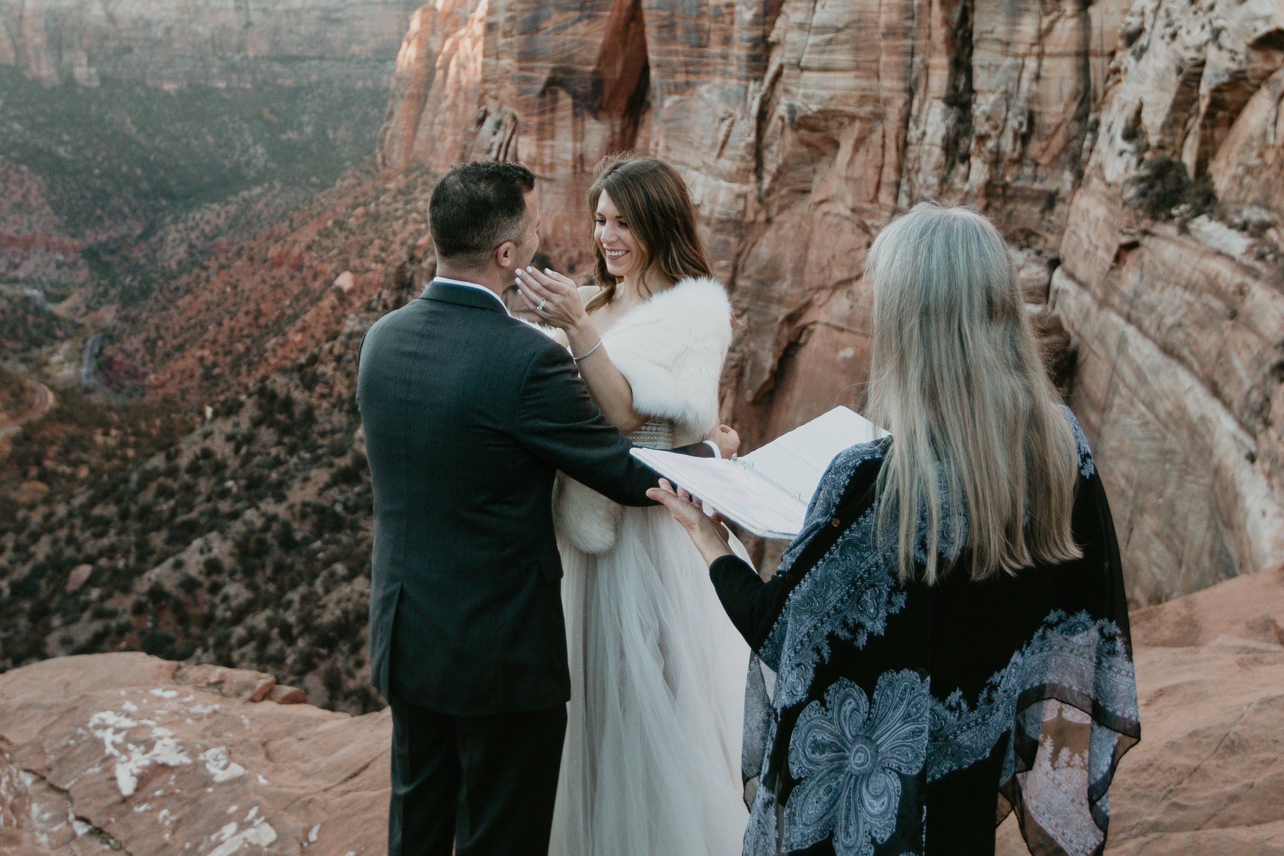 nicole-daacke-photography-zion-national-park-elopement-photographer-canyon-overlook-trail-elope-hiking-adventure-wedding-photos-fall-utah-red-rock-canyon-stgeorge-eloping-photographer-60.jpg