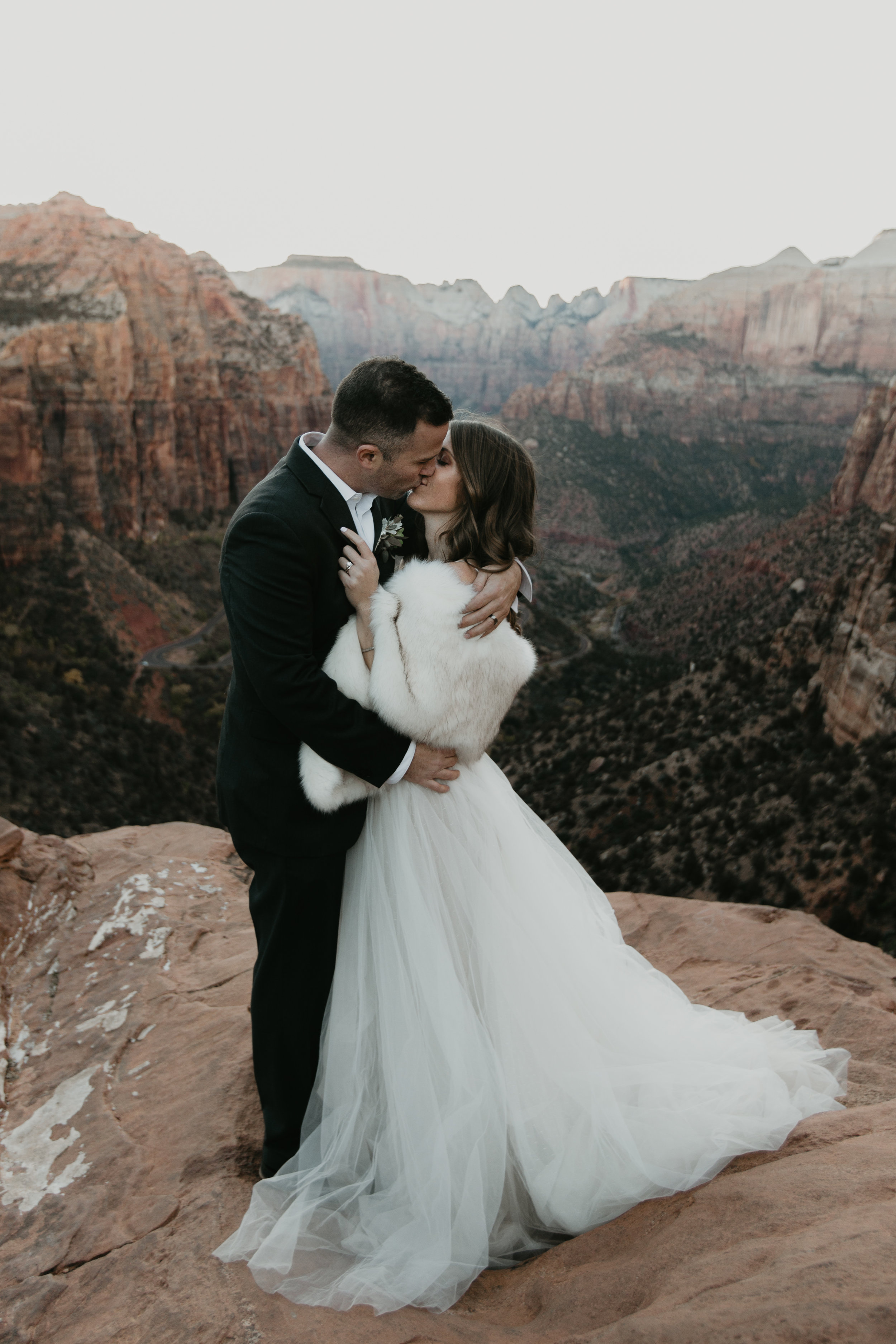 nicole-daacke-photography-zion-national-park-elopement-photographer-canyon-overlook-trail-elope-hiking-adventure-wedding-photos-fall-utah-red-rock-canyon-stgeorge-eloping-photographer-70.jpg