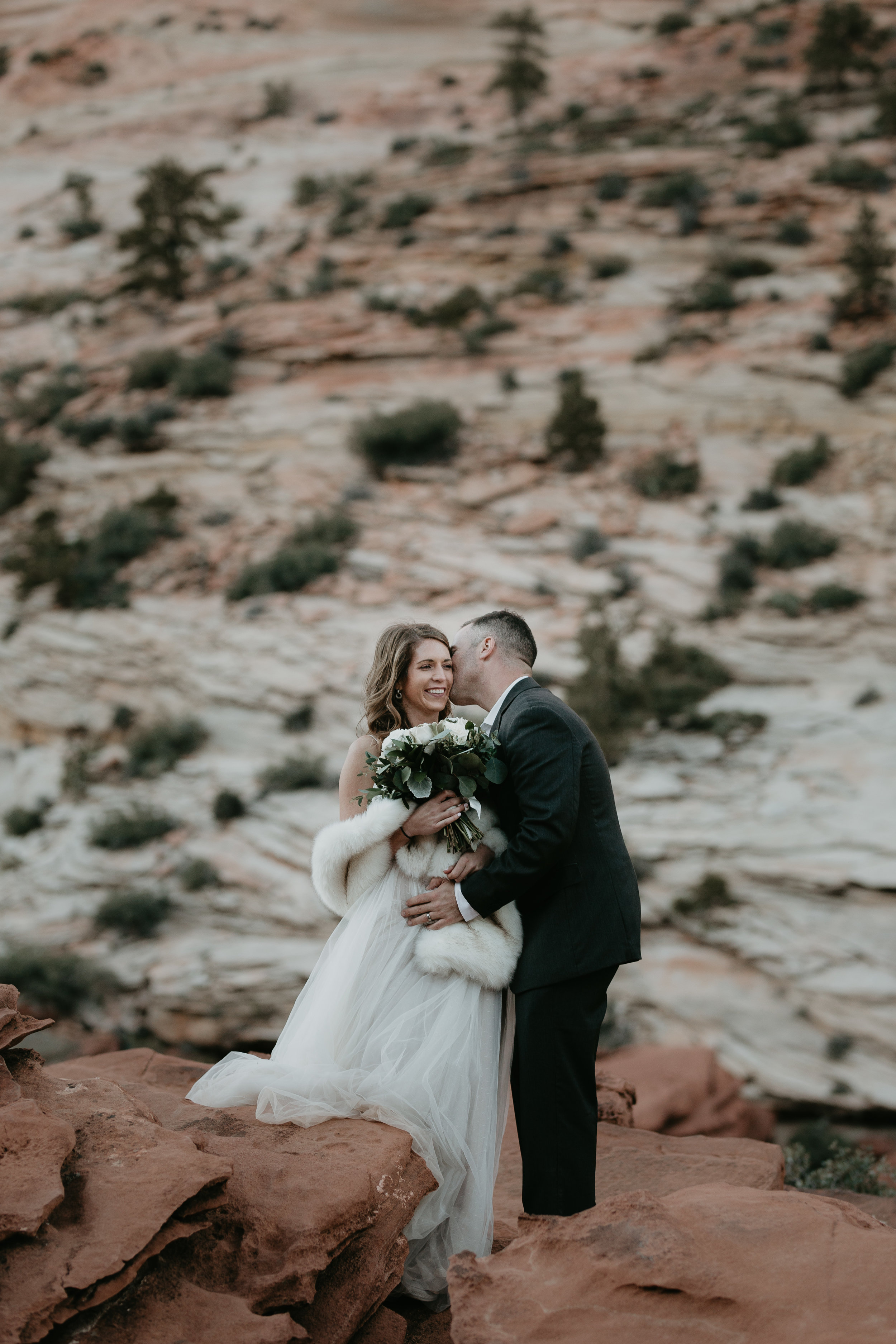 nicole-daacke-photography-zion-national-park-elopement-photographer-canyon-overlook-trail-elope-hiking-adventure-wedding-photos-fall-utah-red-rock-canyon-stgeorge-eloping-photographer-73.jpg