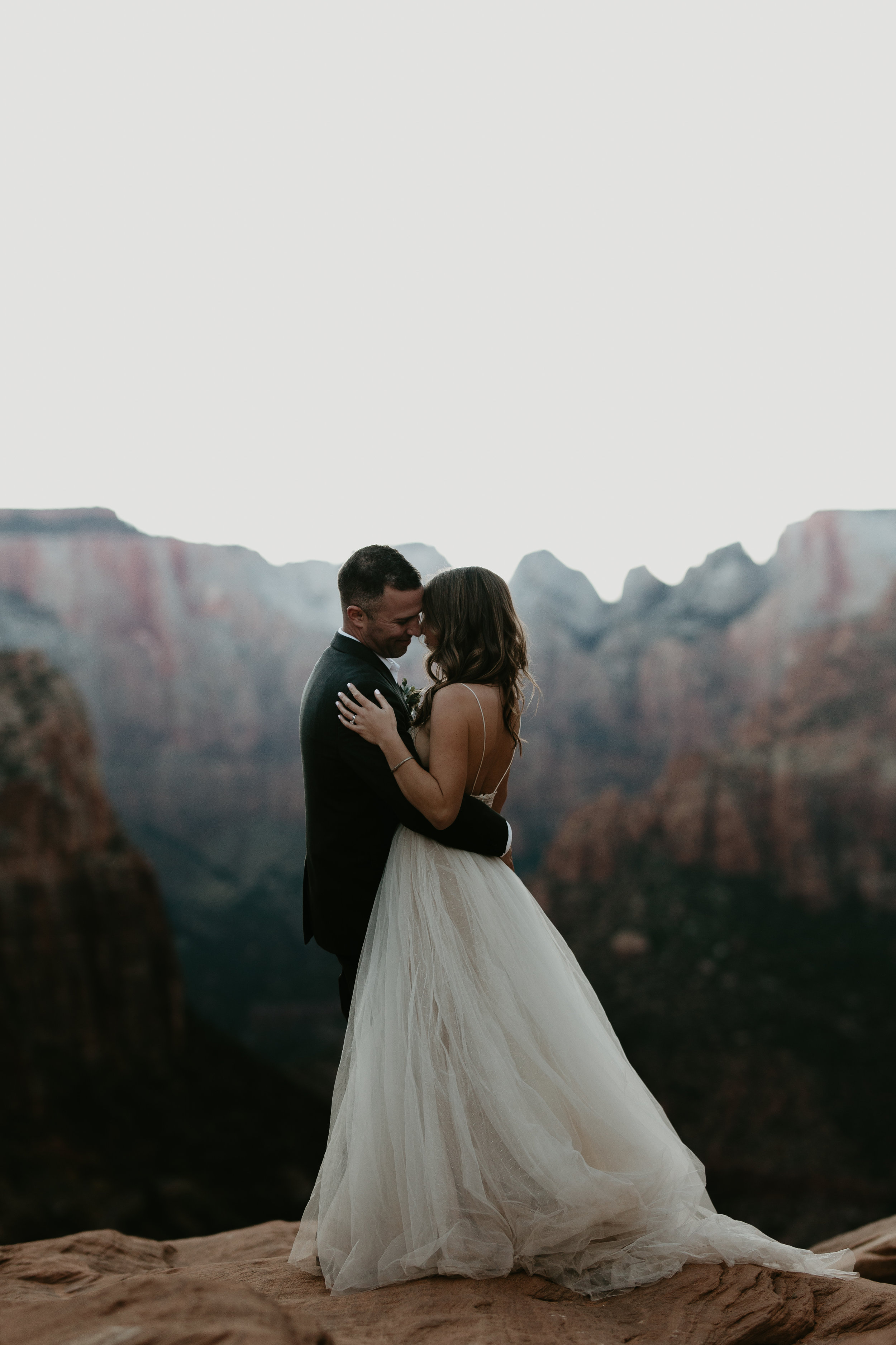 nicole-daacke-photography-zion-national-park-elopement-photographer-canyon-overlook-trail-elope-hiking-adventure-wedding-photos-fall-utah-red-rock-canyon-stgeorge-eloping-photographer-83.jpg
