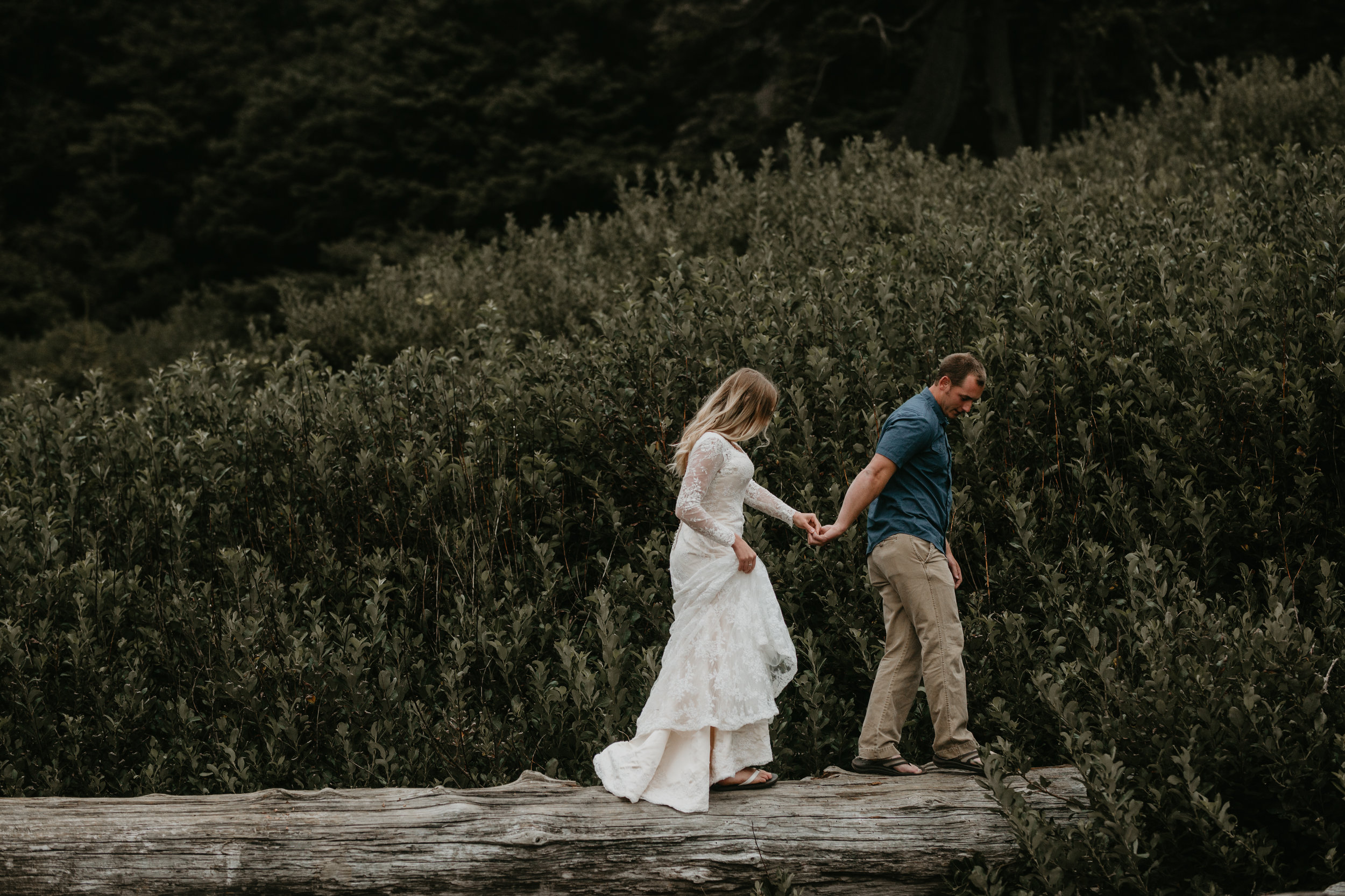 nicole-daacke-photography-ecola-state-park-oregon-elopement-bridal-photos-photographer-for-cannon-beach-elopement-oregon-coast-elopement-photographer-foggy-summer-elopement-cannon-beach-best-adventure-elopement-photographer-5581.jpg