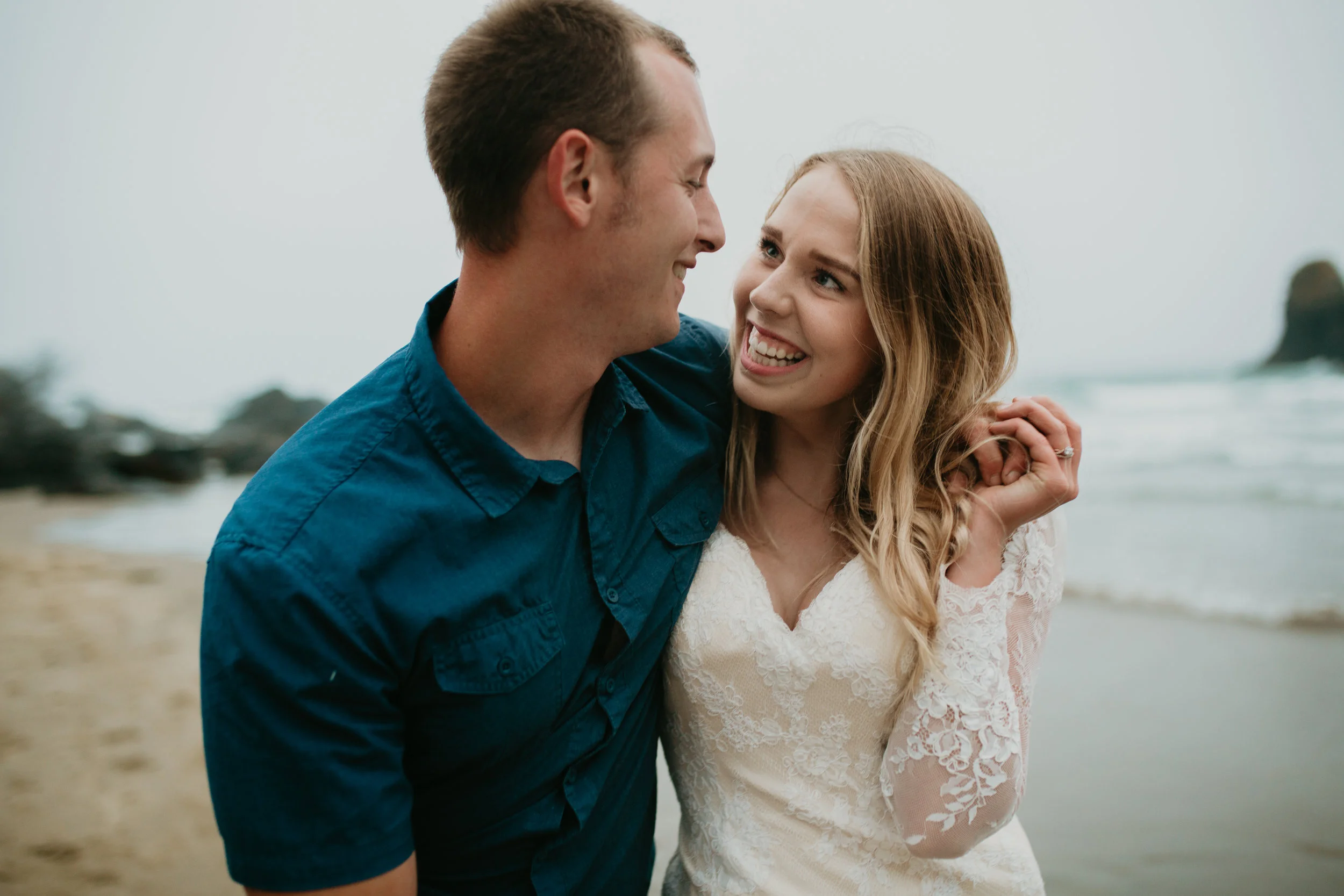 nicole-daacke-photography-ecola-state-park-oregon-elopement-bridal-photos-photographer-for-cannon-beach-elopement-oregon-coast-elopement-photographer-foggy-summer-elopement-cannon-beach-best-adventure-elopement-photographer-7129.jpg