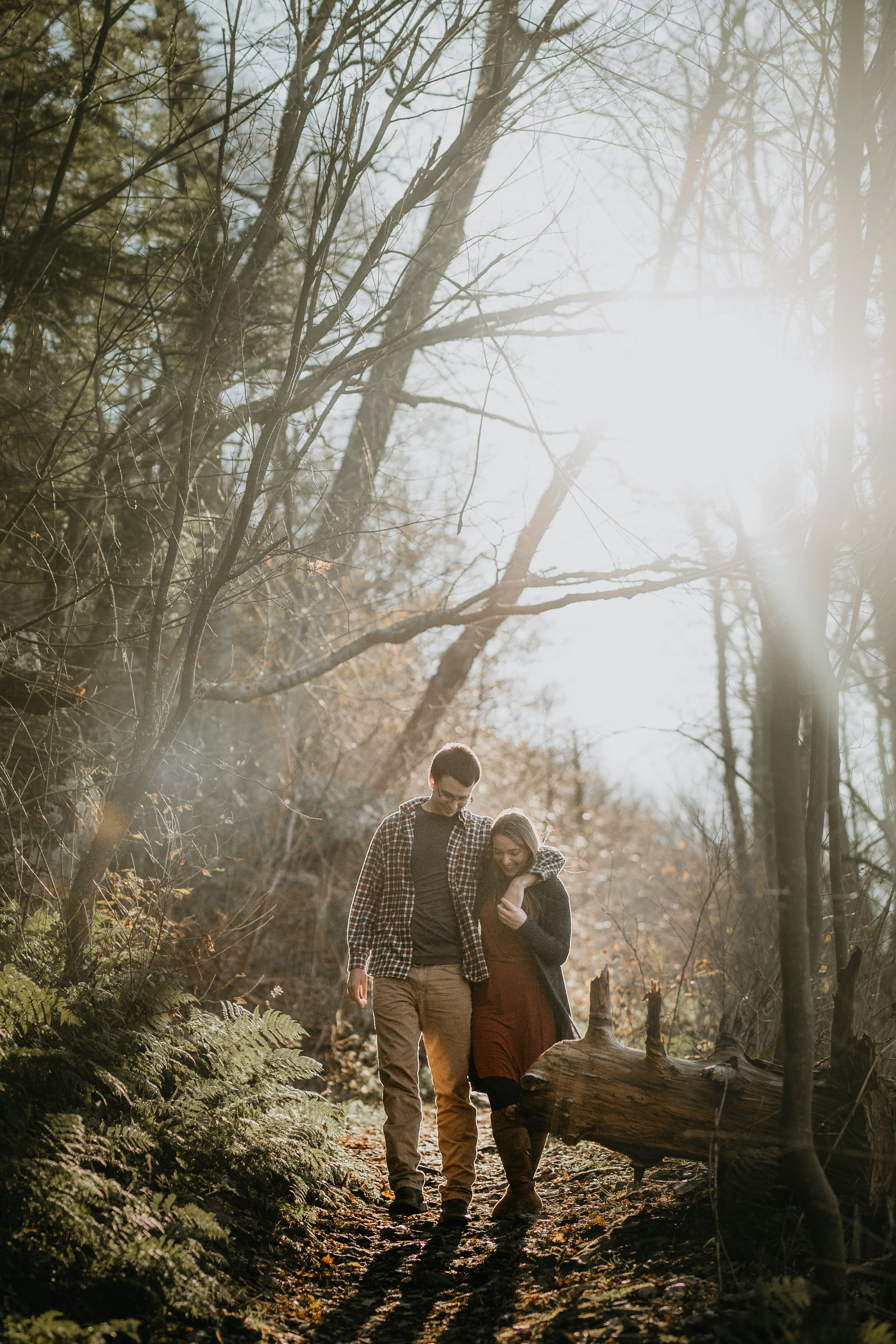 nicole-daacke-photography-shenandoah-national-park-adventure-engagement-session-with-fall-foliage-shenandoah-elopement-photographer-engagement-photos-in-virginia-charlottesville-national-park-adventure-elopement-photographer-3639.jpg