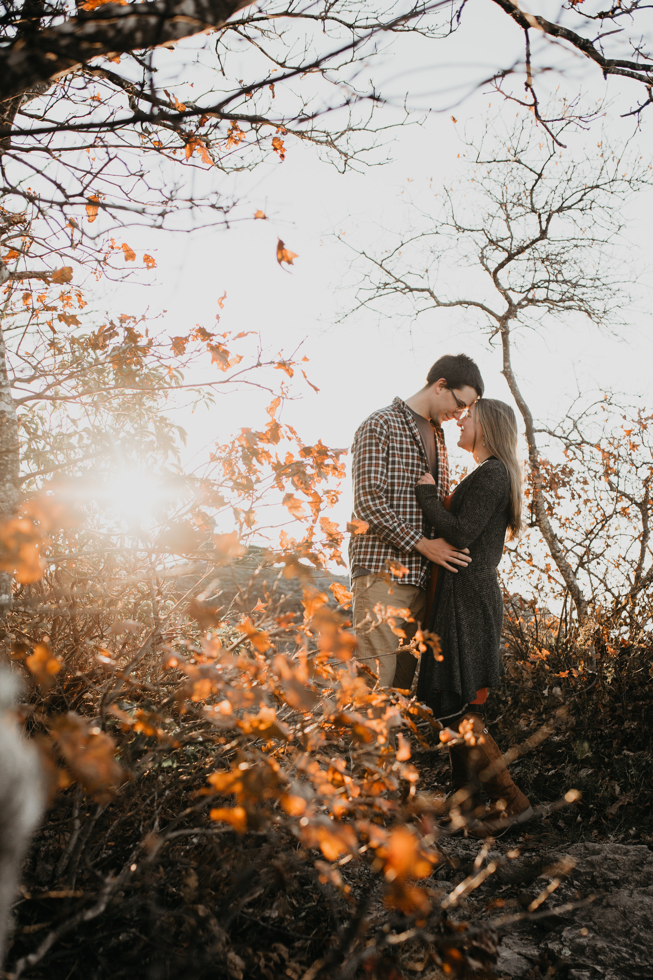 nicole-daacke-photography-shenandoah-national-park-adventure-engagement-session-with-fall-foliage-shenandoah-elopement-photographer-engagement-photos-in-virginia-charlottesville-national-park-adventure-elopement-photographer-3684.jpg