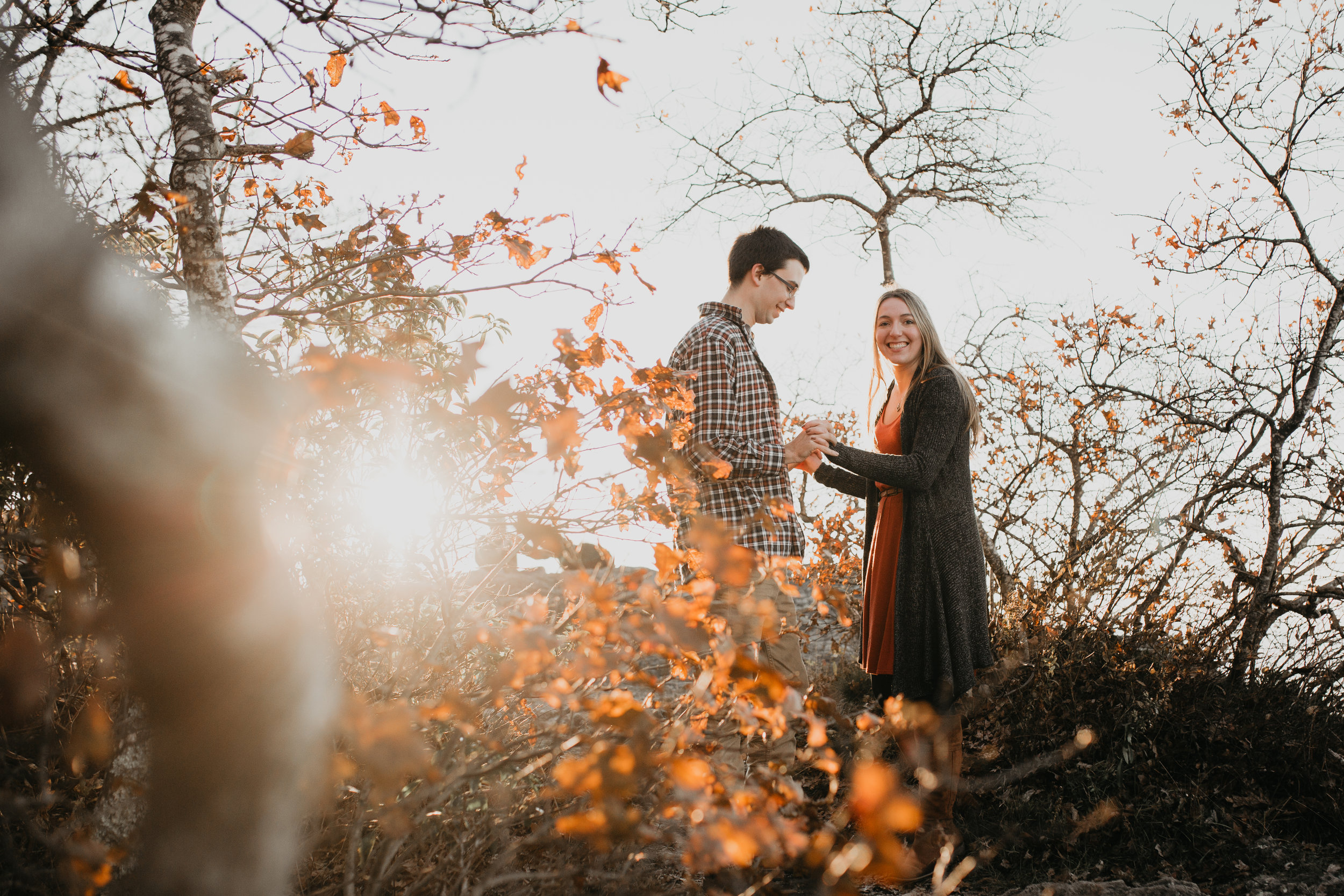 nicole-daacke-photography-shenandoah-national-park-adventure-engagement-session-with-fall-foliage-shenandoah-elopement-photographer-engagement-photos-in-virginia-charlottesville-national-park-adventure-elopement-photographer-3687.jpg