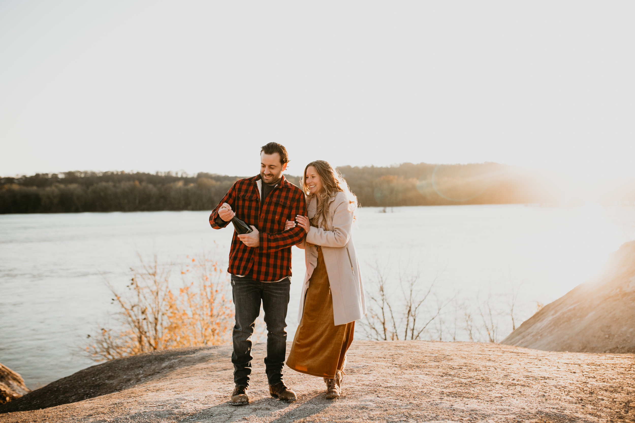nicole-daacke-photography-white-cliffs-of-conoy-in-lancaster-pa-pennsylvania-adventure-session-adventure-elopement-photographer-engagement session-in-lancaster-pa-photographer-golden-sunset-winter-solstice-wedding-riverside-elopement-4112.jpg