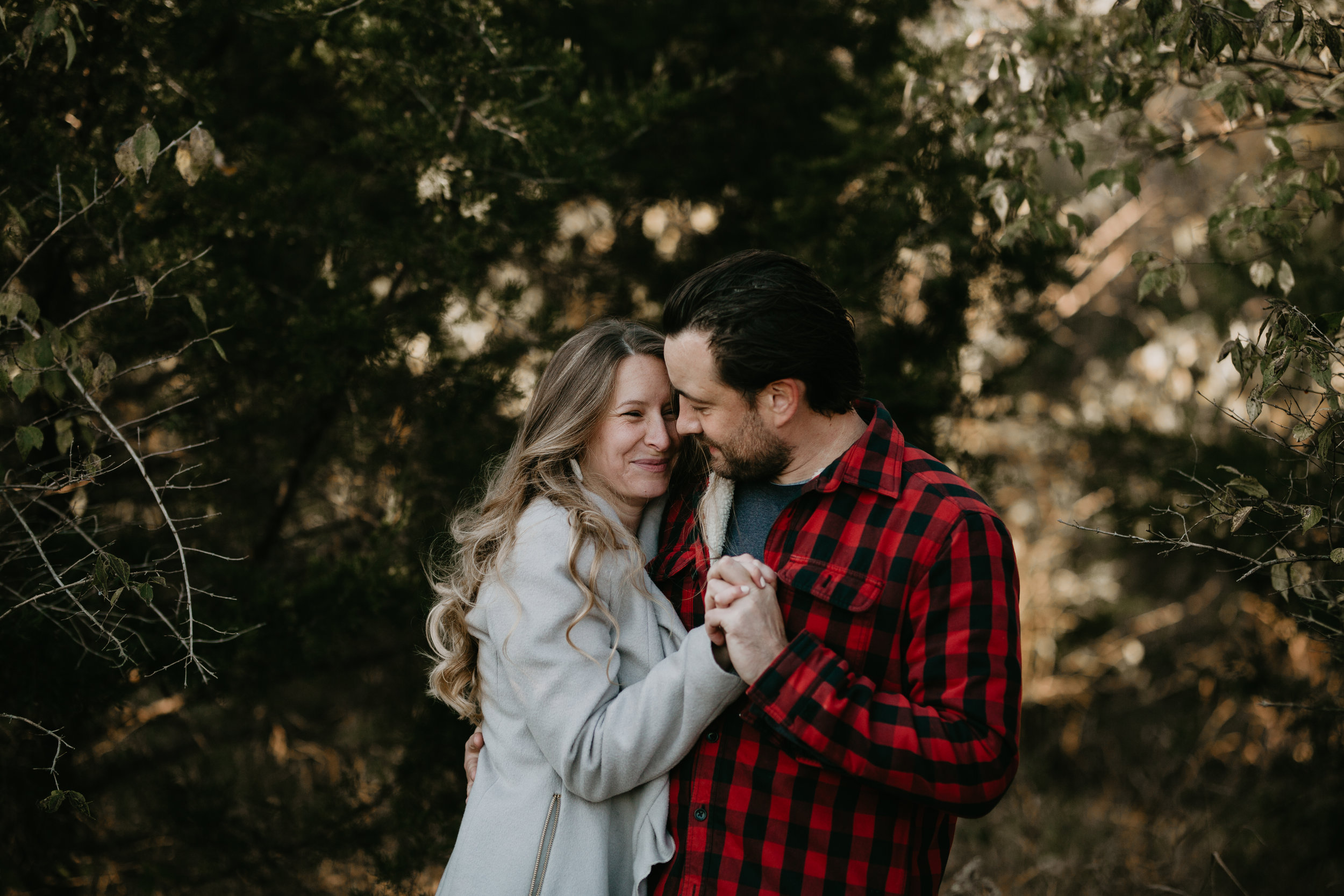 nicole-daacke-photography-white-cliffs-of-conoy-in-lancaster-pa-pennsylvania-adventure-session-adventure-elopement-photographer-engagement session-in-lancaster-pa-photographer-golden-sunset-winter-solstice-wedding-riverside-elopement-4654.jpg