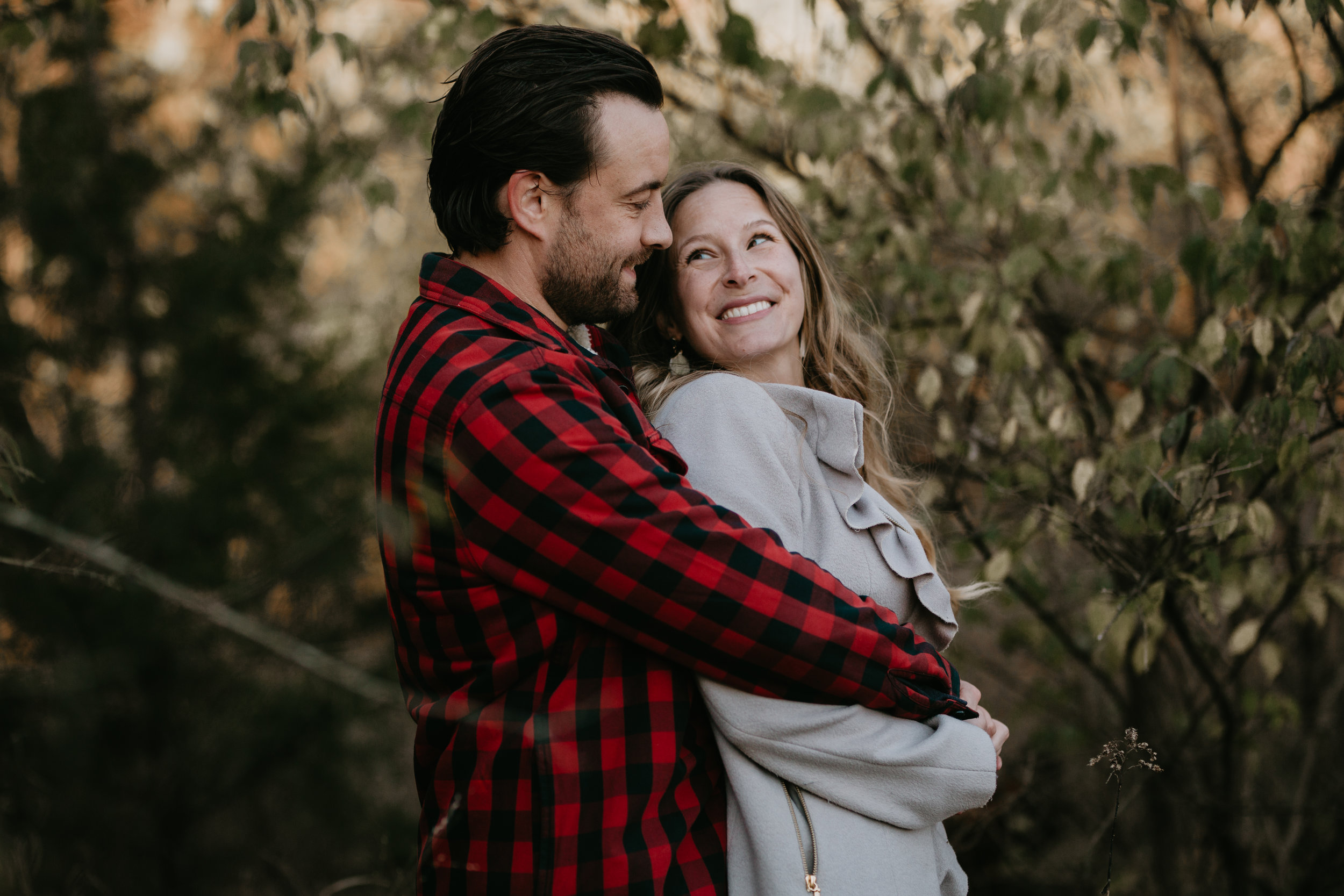 nicole-daacke-photography-white-cliffs-of-conoy-in-lancaster-pa-pennsylvania-adventure-session-adventure-elopement-photographer-engagement session-in-lancaster-pa-photographer-golden-sunset-winter-solstice-wedding-riverside-elopement-4691.jpg