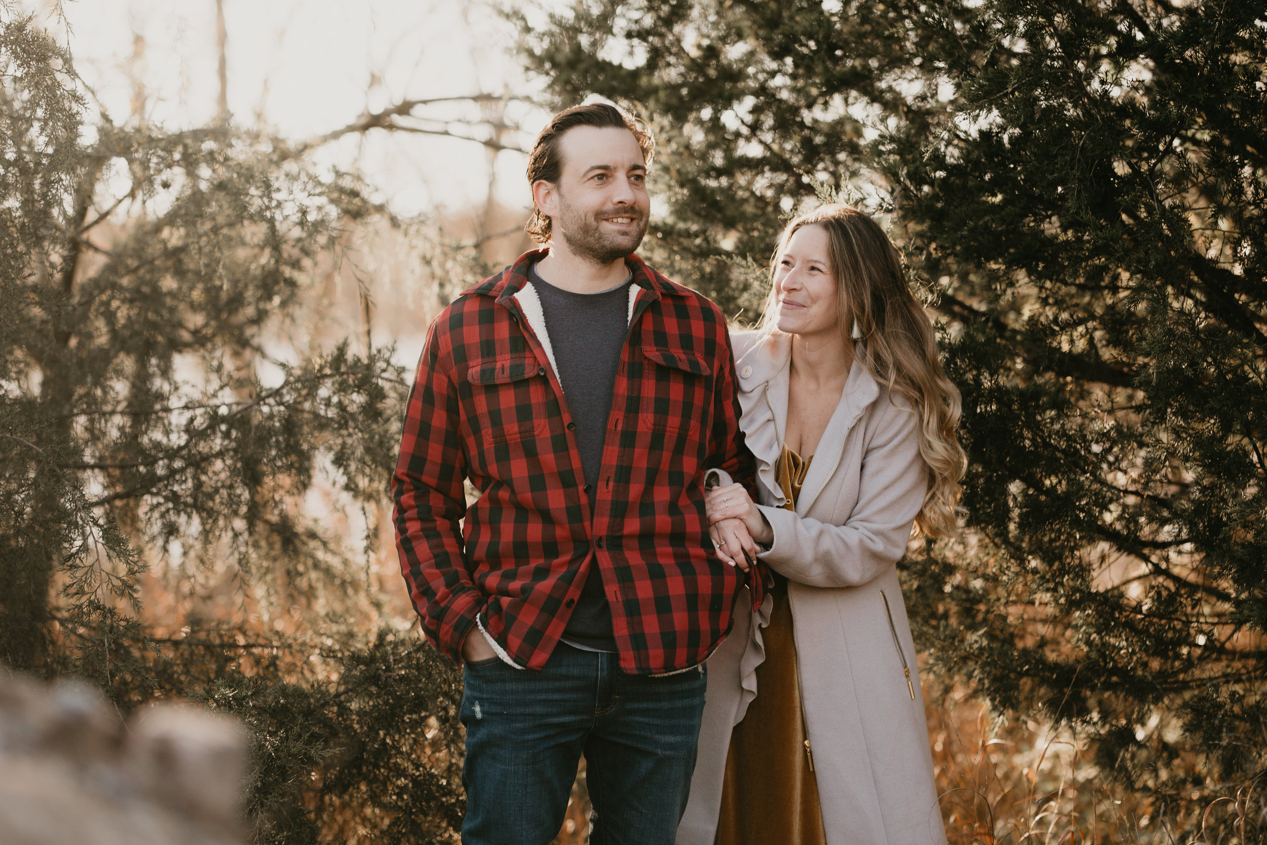 nicole-daacke-photography-white-cliffs-of-conoy-in-lancaster-pa-pennsylvania-adventure-session-adventure-elopement-photographer-engagement session-in-lancaster-pa-photographer-golden-sunset-winter-solstice-wedding-riverside-elopement-4769.jpg