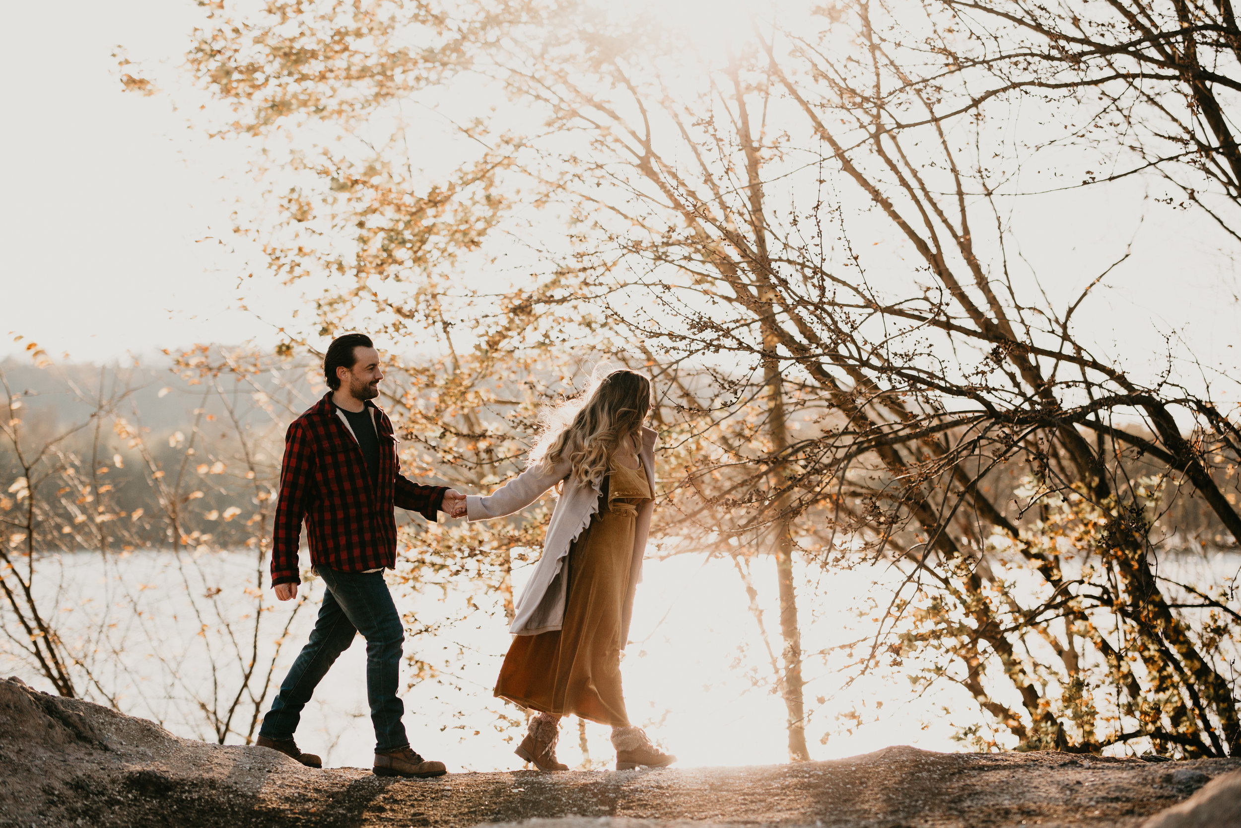 nicole-daacke-photography-white-cliffs-of-conoy-in-lancaster-pa-pennsylvania-adventure-session-adventure-elopement-photographer-engagement session-in-lancaster-pa-photographer-golden-sunset-winter-solstice-wedding-riverside-elopement-4841.jpg