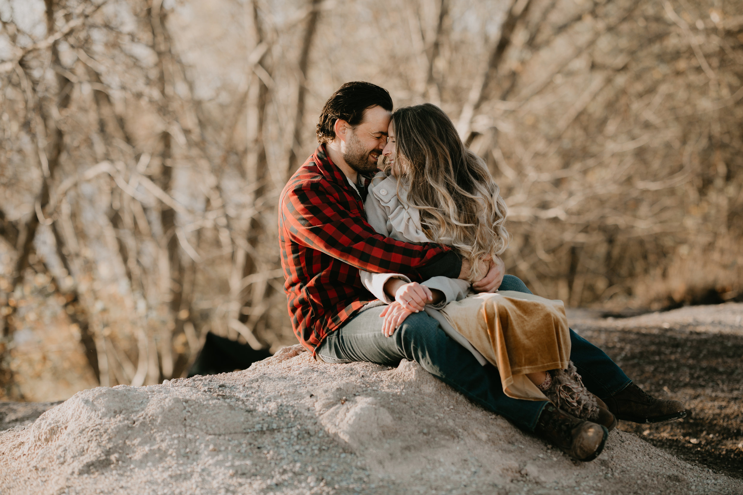 nicole-daacke-photography-white-cliffs-of-conoy-in-lancaster-pa-pennsylvania-adventure-session-adventure-elopement-photographer-engagement session-in-lancaster-pa-photographer-golden-sunset-winter-solstice-wedding-riverside-elopement-4936.jpg