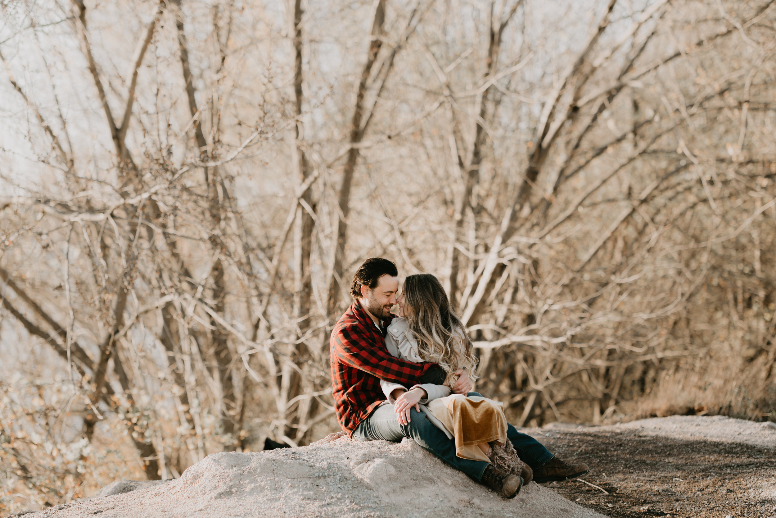 nicole-daacke-photography-white-cliffs-of-conoy-in-lancaster-pa-pennsylvania-adventure-session-adventure-elopement-photographer-engagement session-in-lancaster-pa-photographer-golden-sunset-winter-solstice-wedding-riverside-elopement-4945.jpg