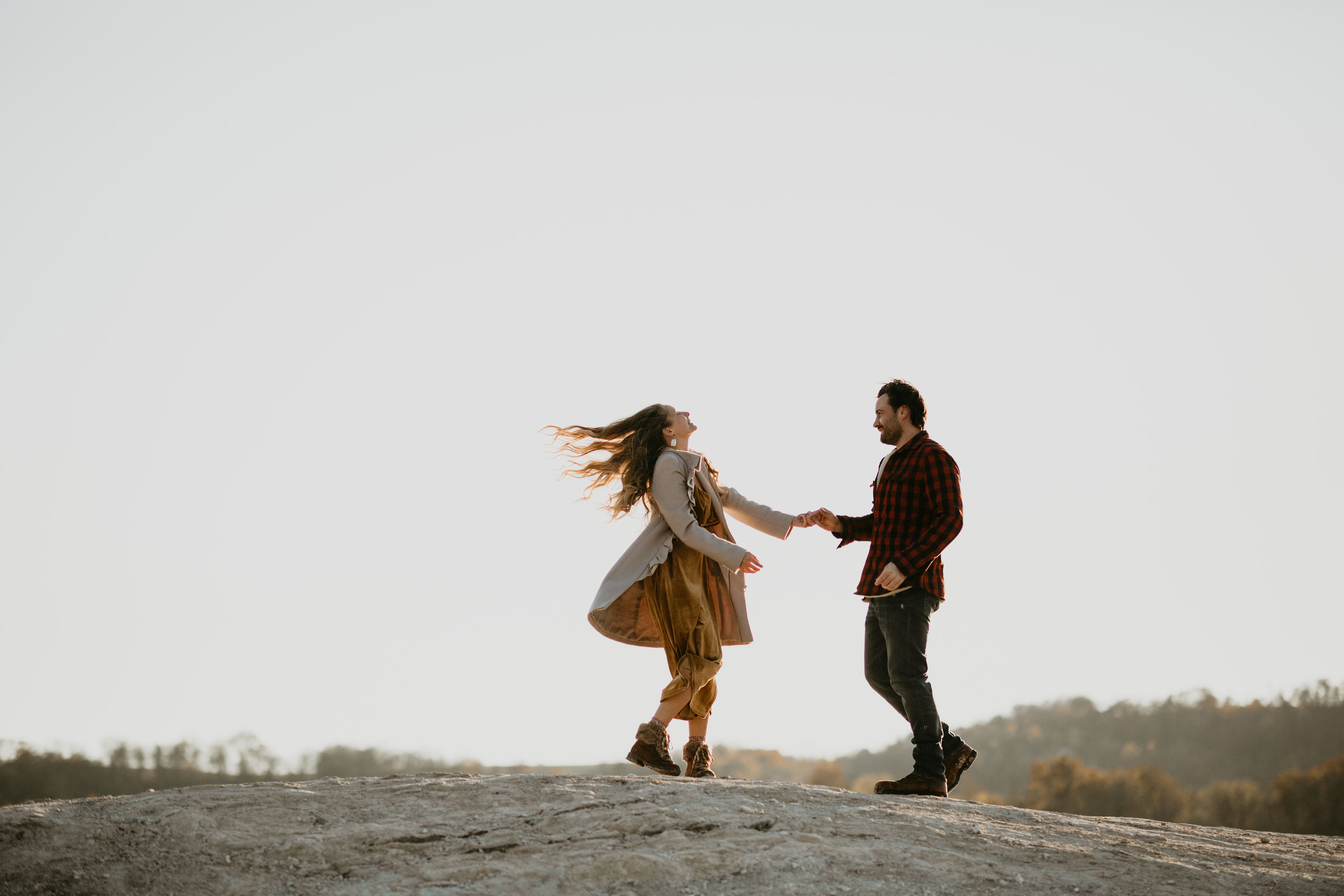 nicole-daacke-photography-white-cliffs-of-conoy-in-lancaster-pa-pennsylvania-adventure-session-adventure-elopement-photographer-engagement session-in-lancaster-pa-photographer-golden-sunset-winter-solstice-wedding-riverside-elopement-4979.jpg