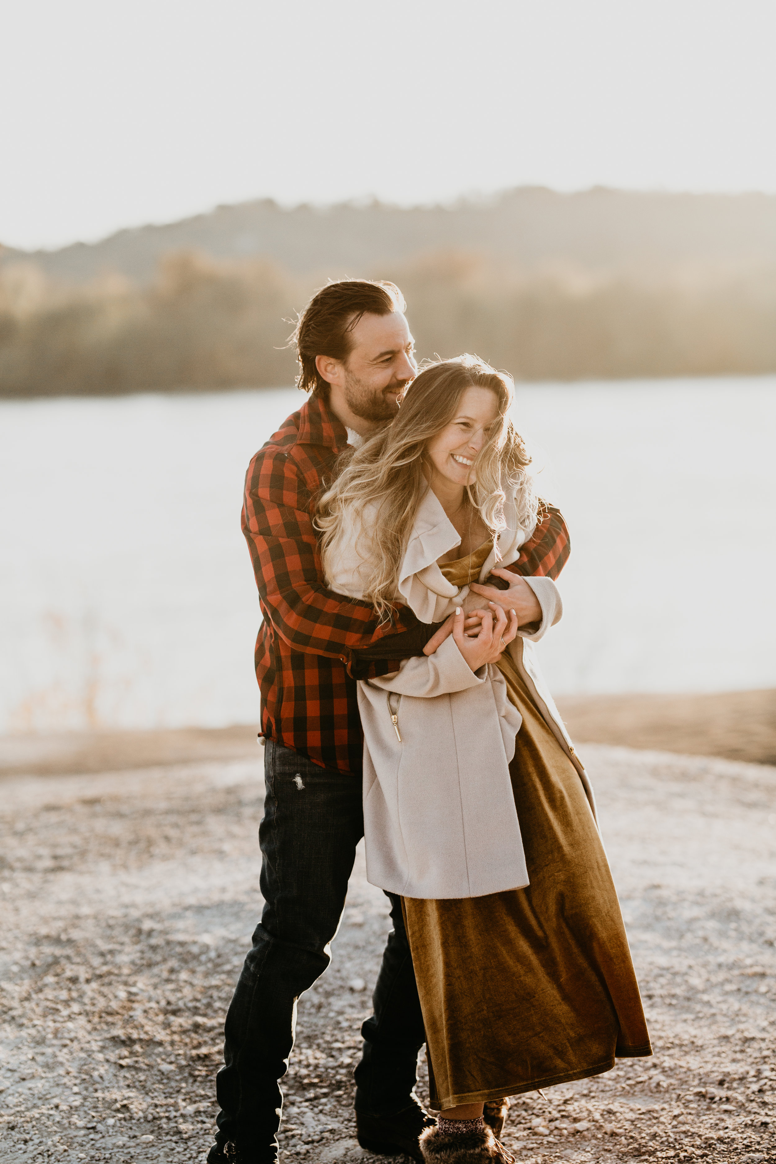 nicole-daacke-photography-white-cliffs-of-conoy-in-lancaster-pa-pennsylvania-adventure-session-adventure-elopement-photographer-engagement session-in-lancaster-pa-photographer-golden-sunset-winter-solstice-wedding-riverside-elopement-5101.jpg