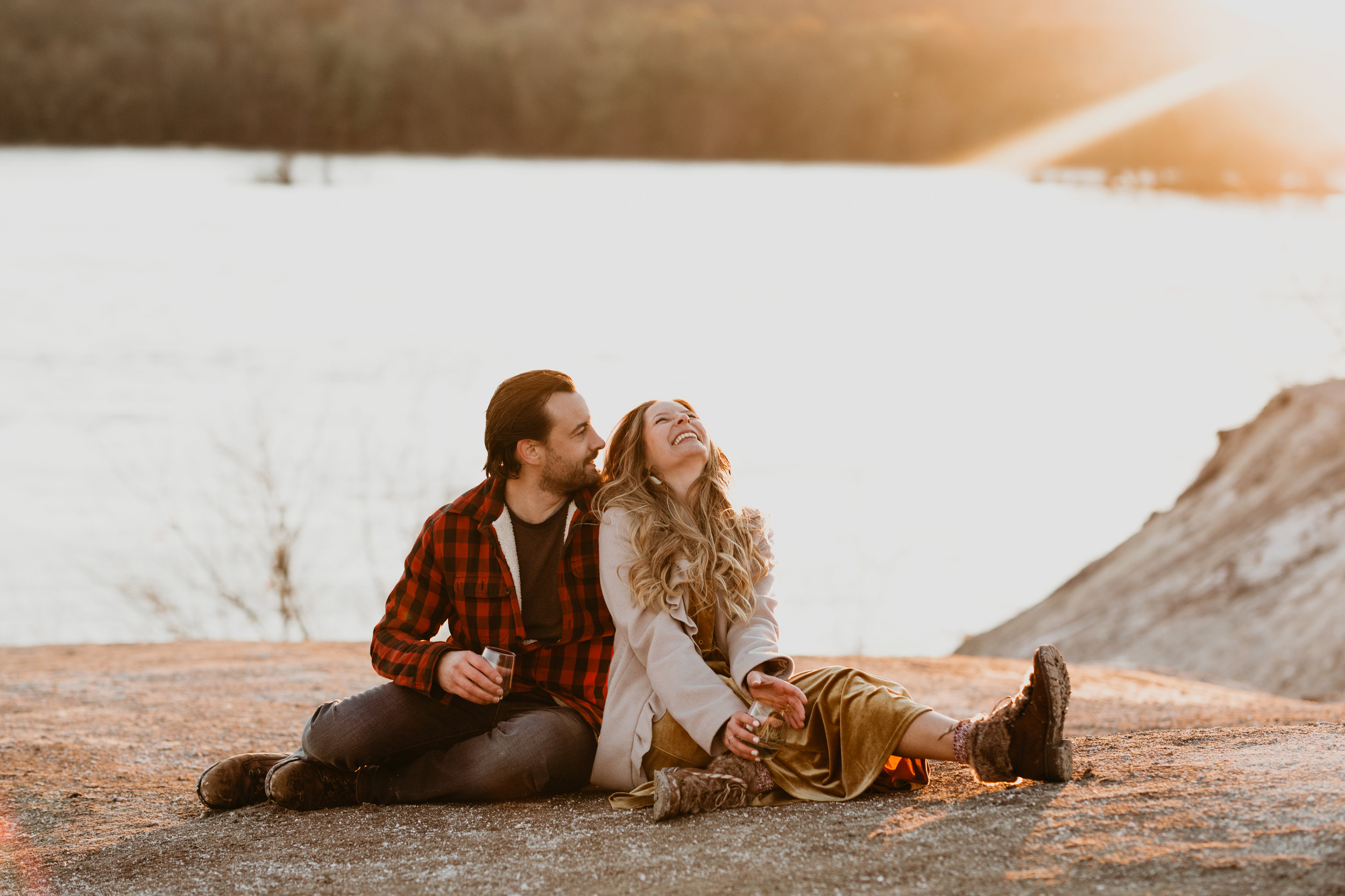 nicole-daacke-photography-white-cliffs-of-conoy-in-lancaster-pa-pennsylvania-adventure-session-adventure-elopement-photographer-engagement session-in-lancaster-pa-photographer-golden-sunset-winter-solstice-wedding-riverside-elopement-5271.jpg