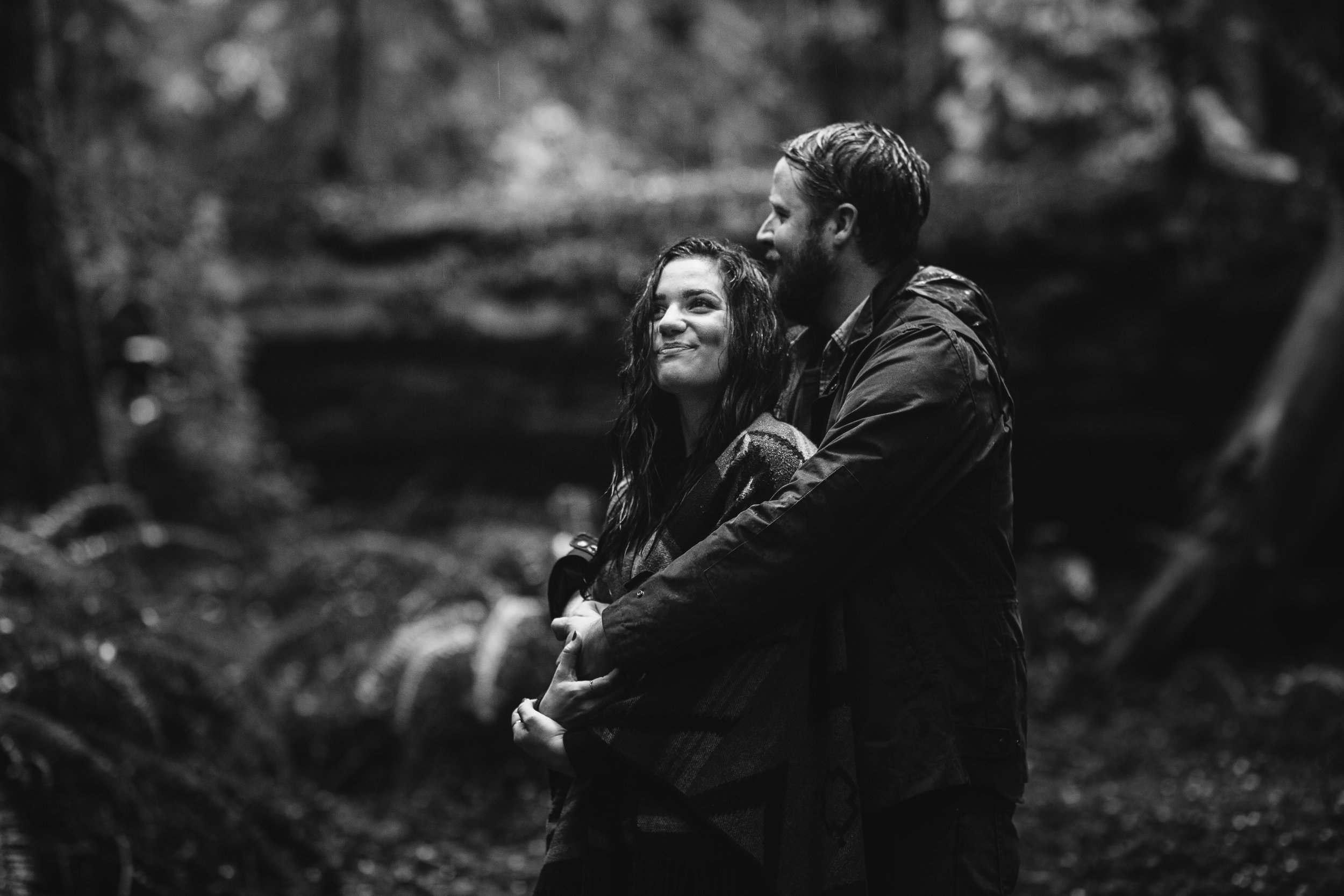 nicole-daacke-photography-redwoods-national-park-forest-rainy-foggy-adventure-engagement-session-humboldt-county-old-growth-redwood-tree-elopement-intimate-wedding-photographer-27.jpg