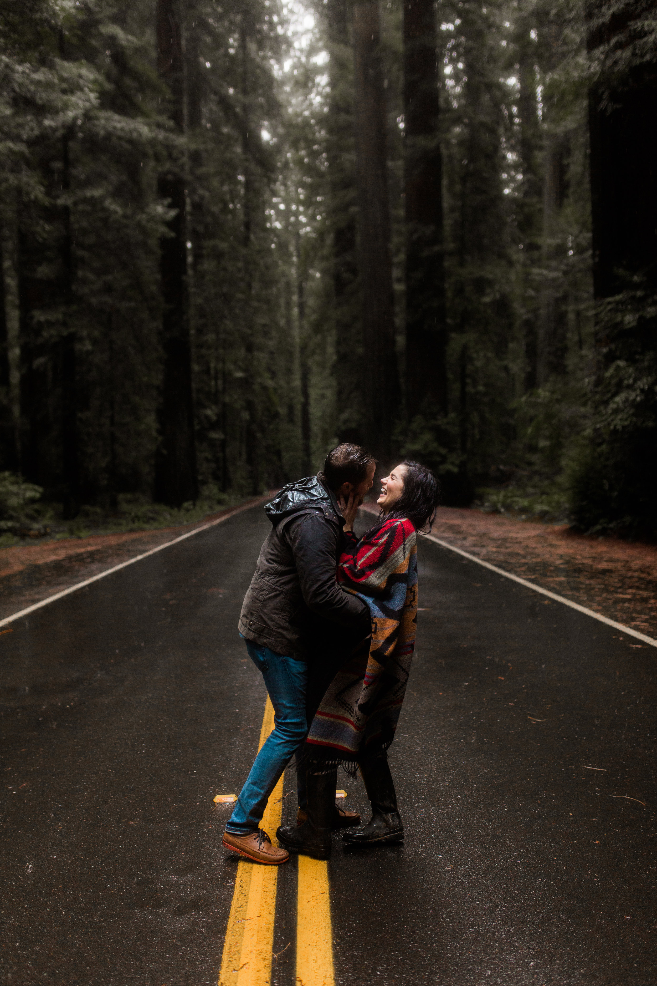 nicole-daacke-photography-redwoods-national-park-forest-rainy-foggy-adventure-engagement-session-humboldt-county-old-growth-redwood-tree-elopement-intimate-wedding-photographer-29.jpg