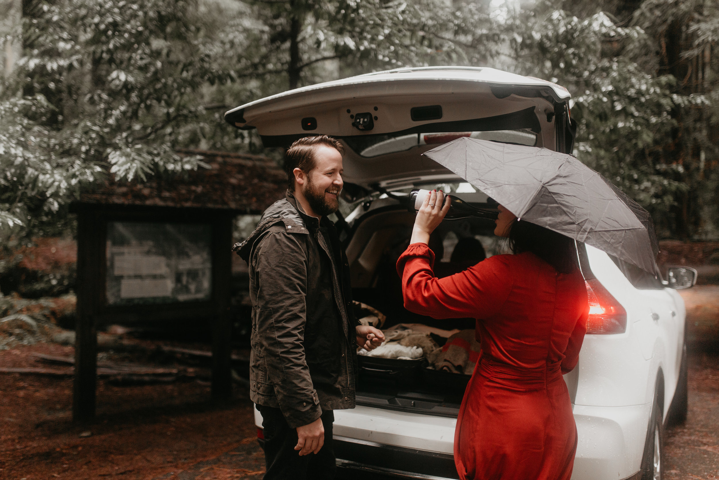nicole-daacke-photography-redwoods-national-park-forest-rainy-foggy-adventure-engagement-session-humboldt-county-old-growth-redwood-tree-elopement-intimate-wedding-photographer-31.jpg