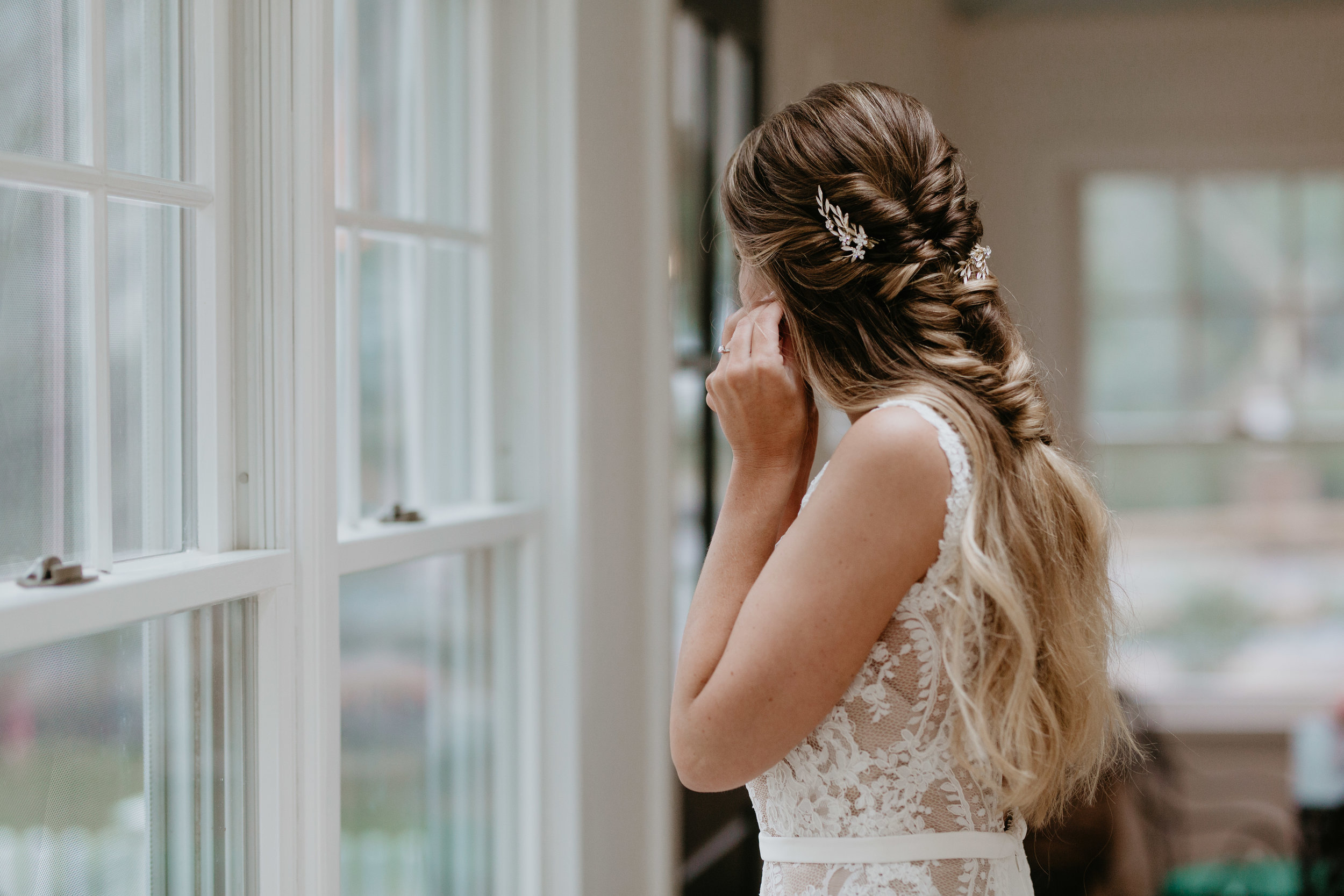 nicole-daacke-photography-winter-wedding-in-cape-may-new-jersey-beach-plum-farm-nj-snowy-glam-winter-elopement-intimate-jersey-shore-seaside-wedding-photographer-22.jpg