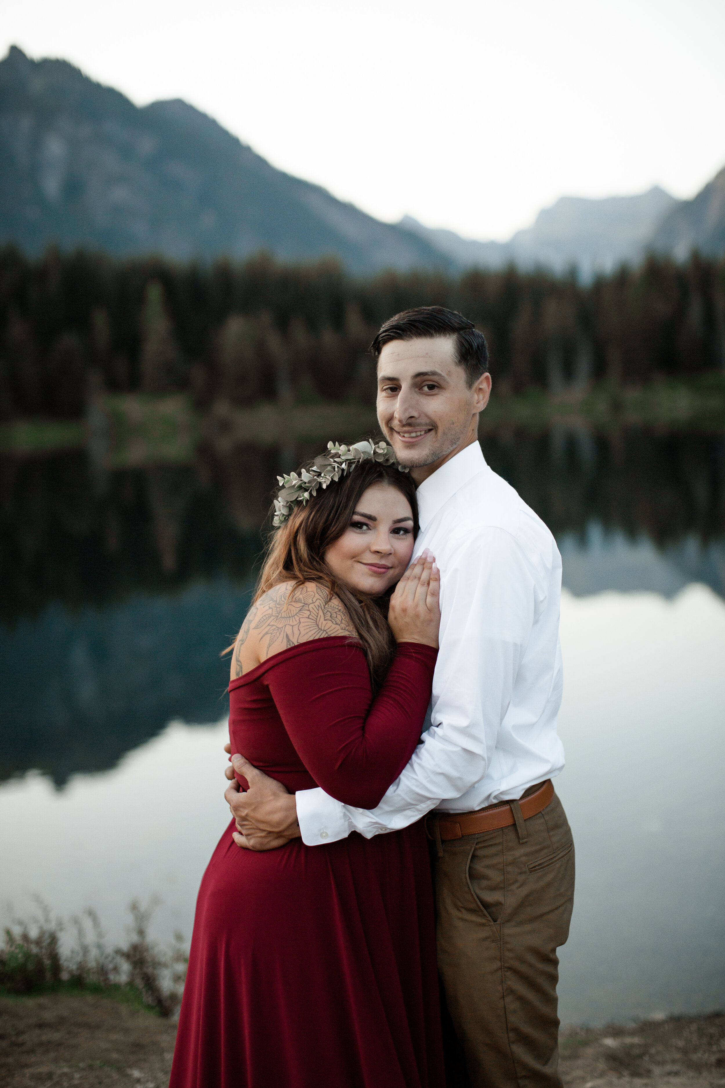 nicole-daacke-photography-gold-creek-pond-franklin-falls-waterfall-summer-adventure-engagement-session-elopement-photographer-washington-summer-engagement-photos-snoqualmie-pass-123.jpg