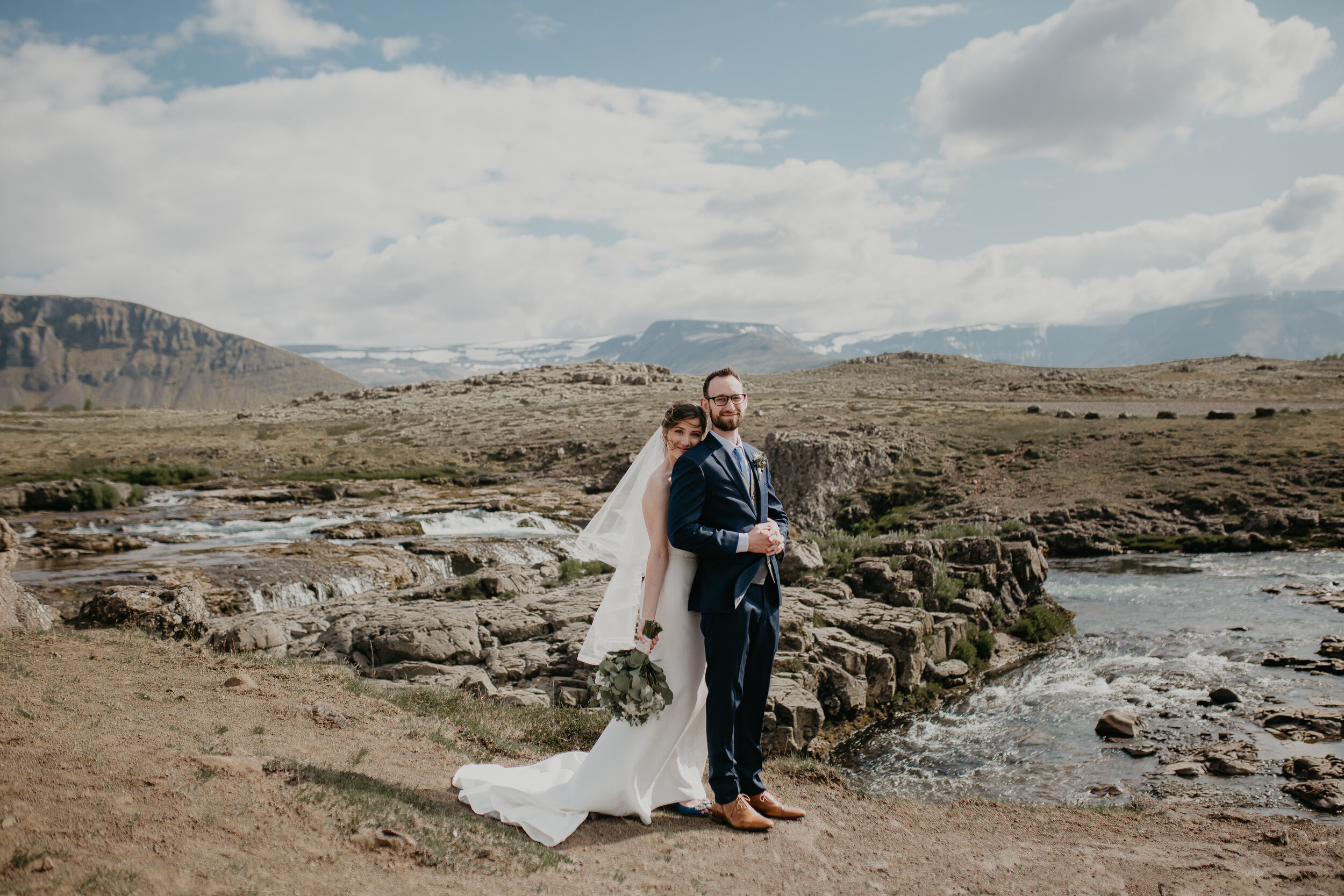 nicole-daacke-photography-destination-wedding-in-iceland-cozy-lodge-mountains-icelandic-horses-waterfall-elopement-photos-iceland-adventure-wedding-photographer-destination-adventure-elopement-iceland-173.jpg