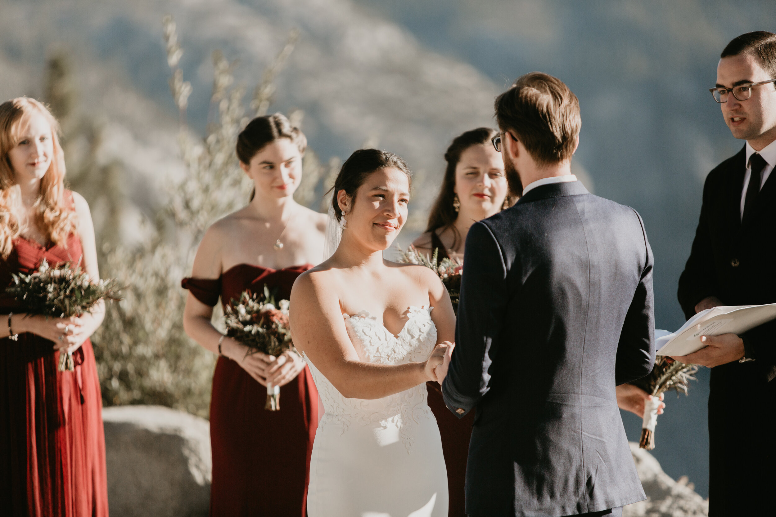 Nicole-Daacke-Photography-yosemite-national-park-elopement-photography-adventure-elopement-in-yosemite-taft-point-sunset-elopement-photographs-california-intimate-destination-wedding-in-yosemite-national-park-6226.jpg